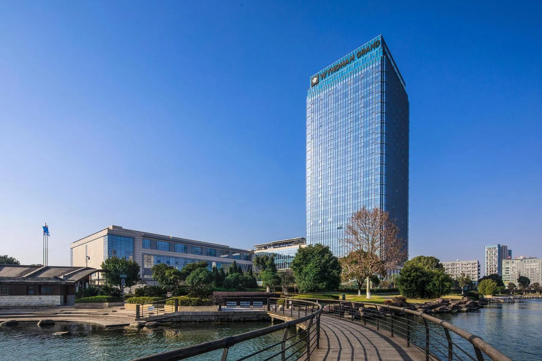 Property building in Wyndham Grand Suzhou Fenhu
