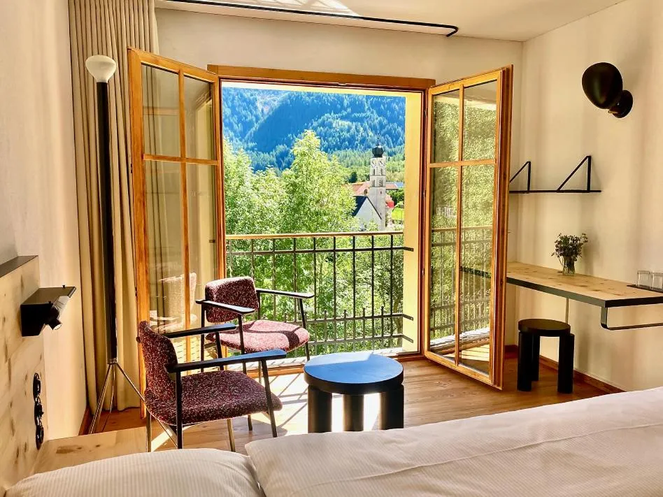 View (from property/room), Bed in Hotel Central La Fainera Superior