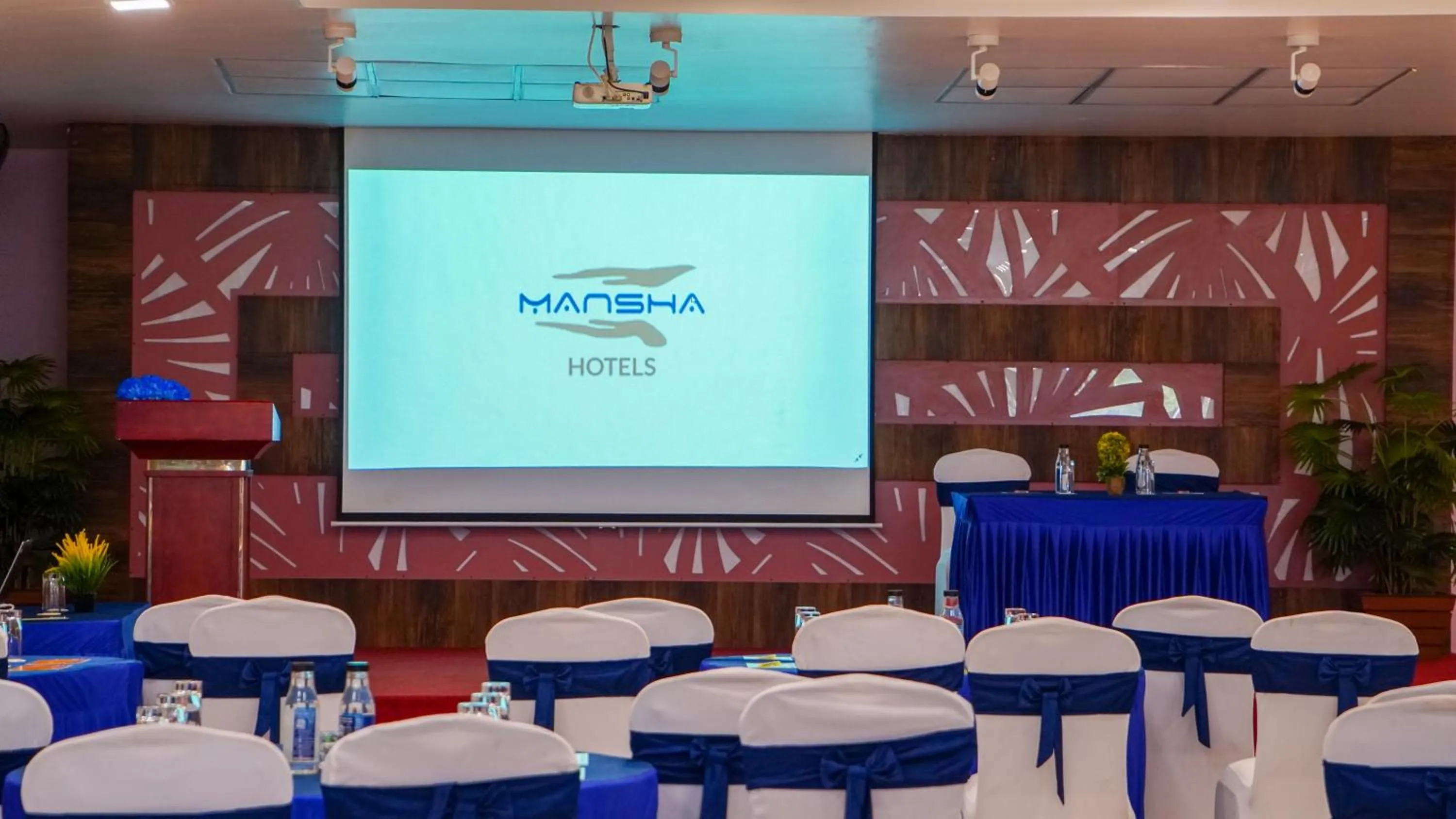 Business facilities in Hotel Mansha Regency