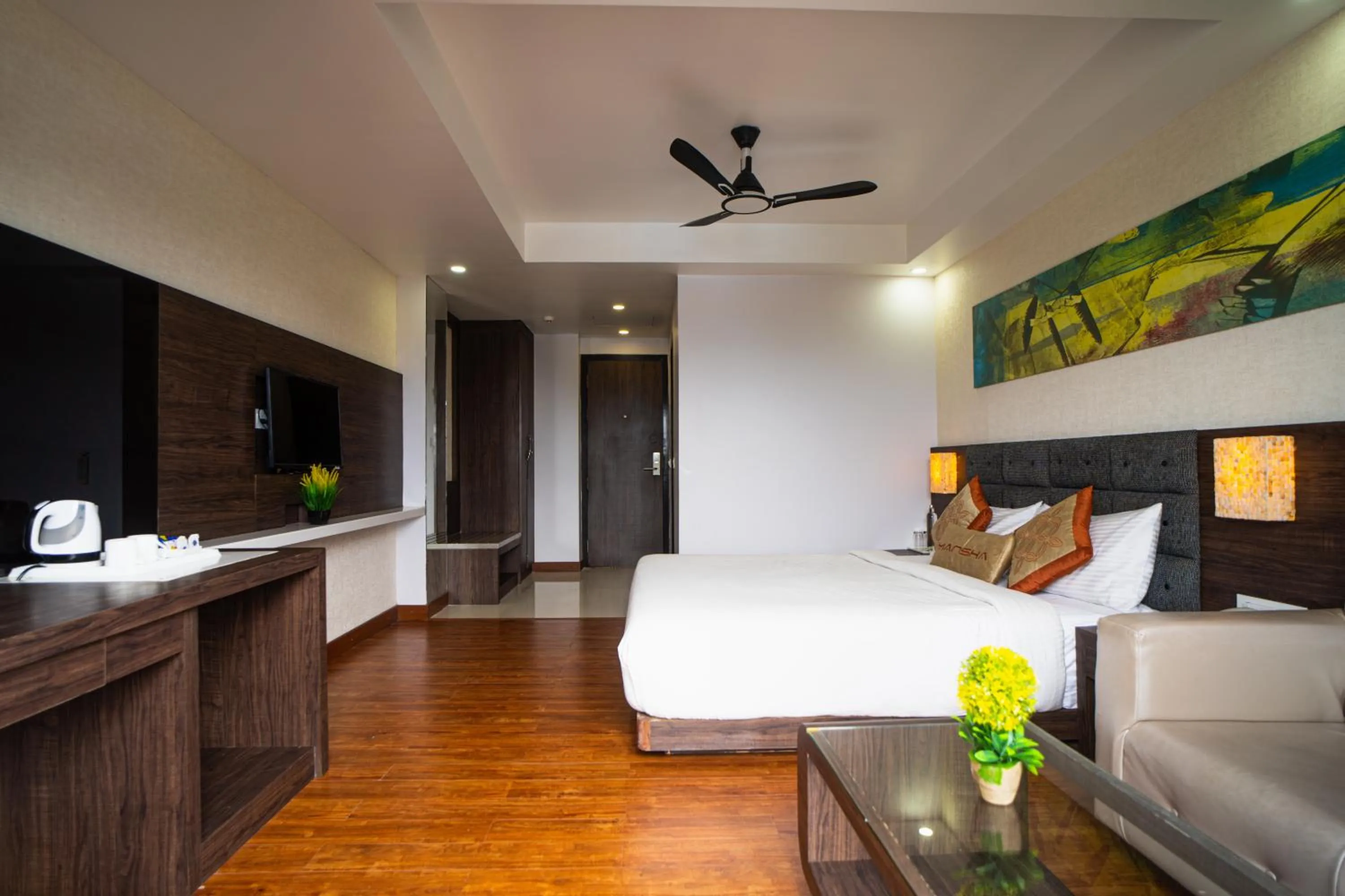 Photo of the whole room, Bed in Hotel Mansha Regency