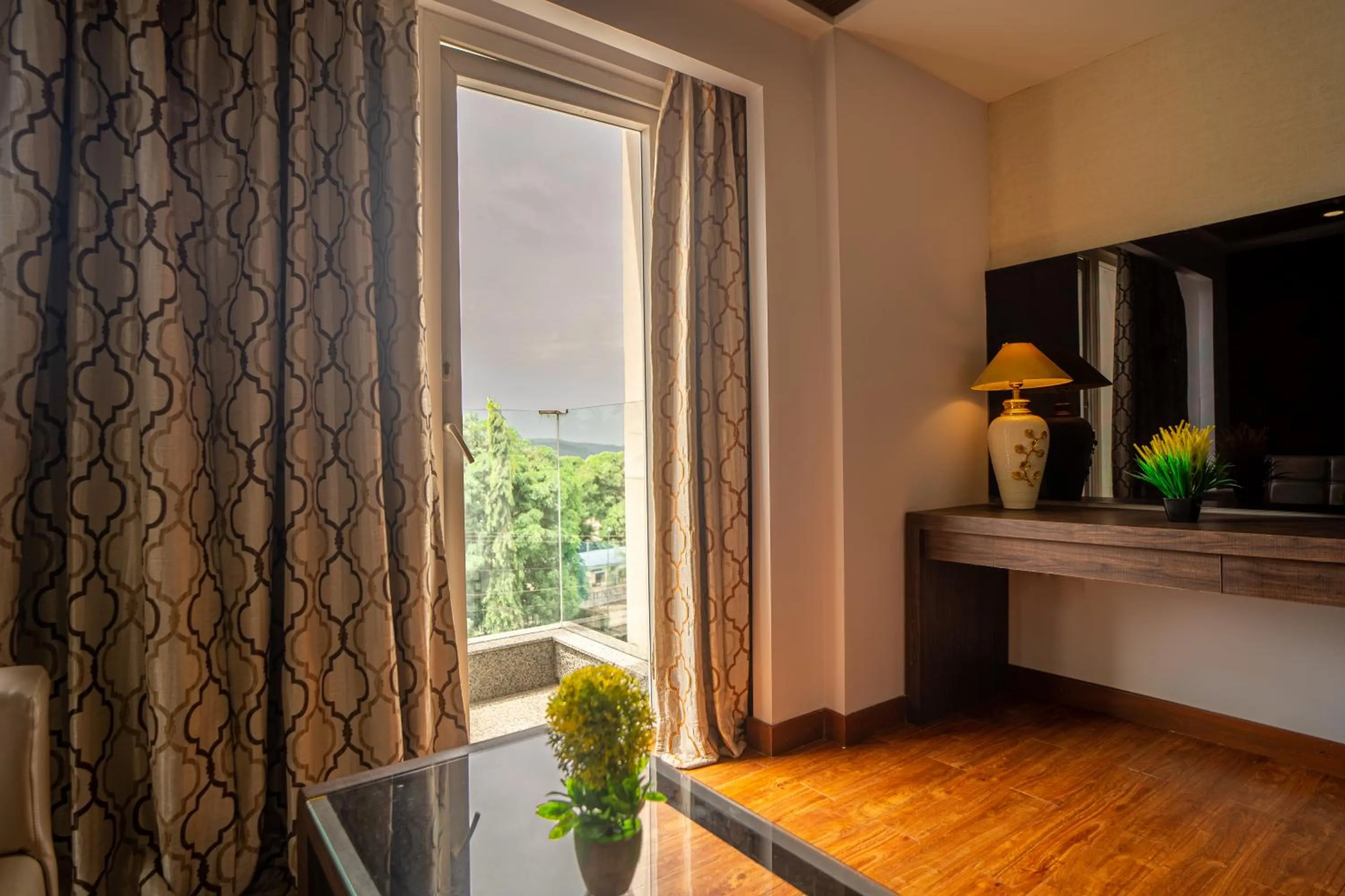 Mountain view in Hotel Mansha Regency