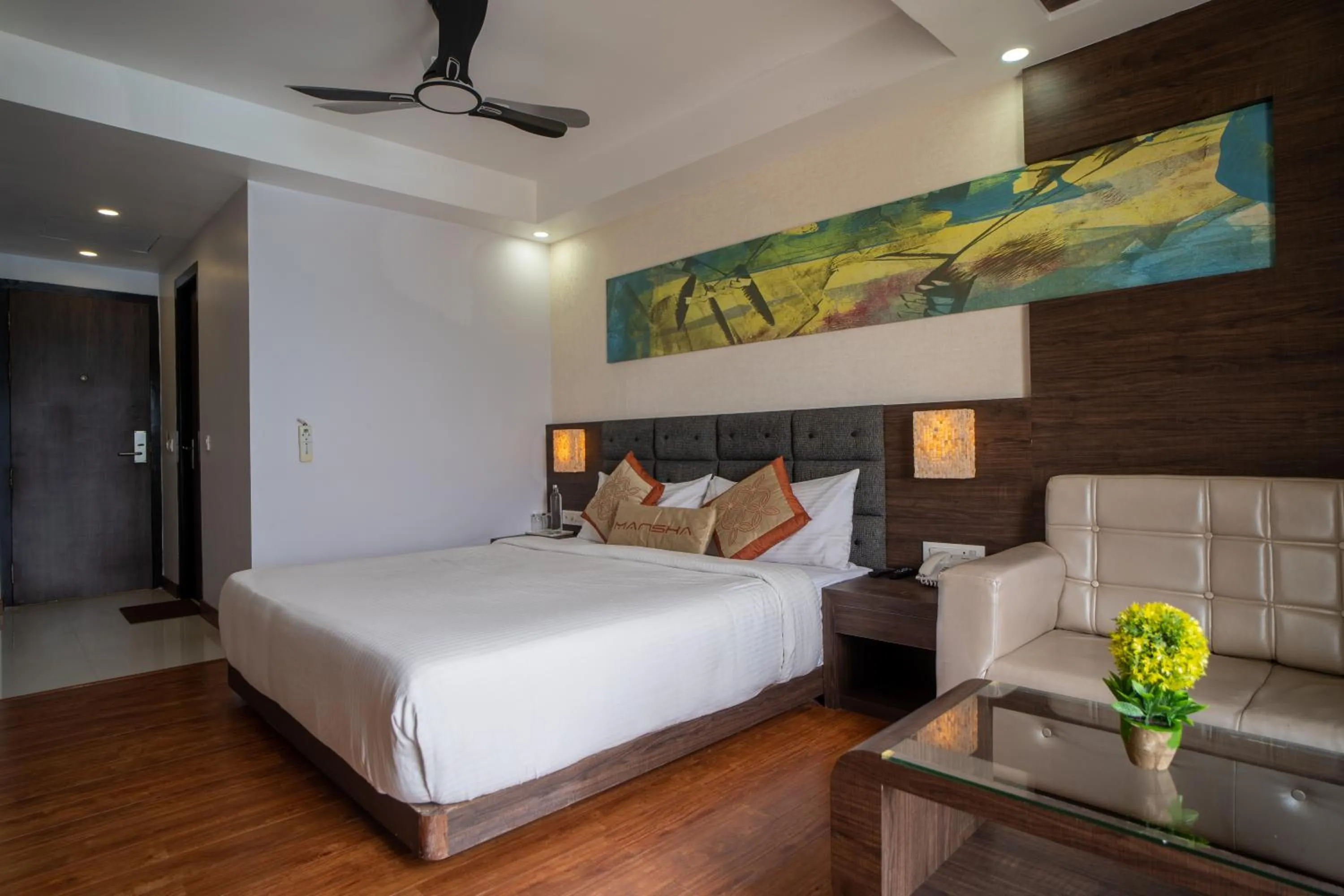 Photo of the whole room, Bed in Hotel Mansha Regency