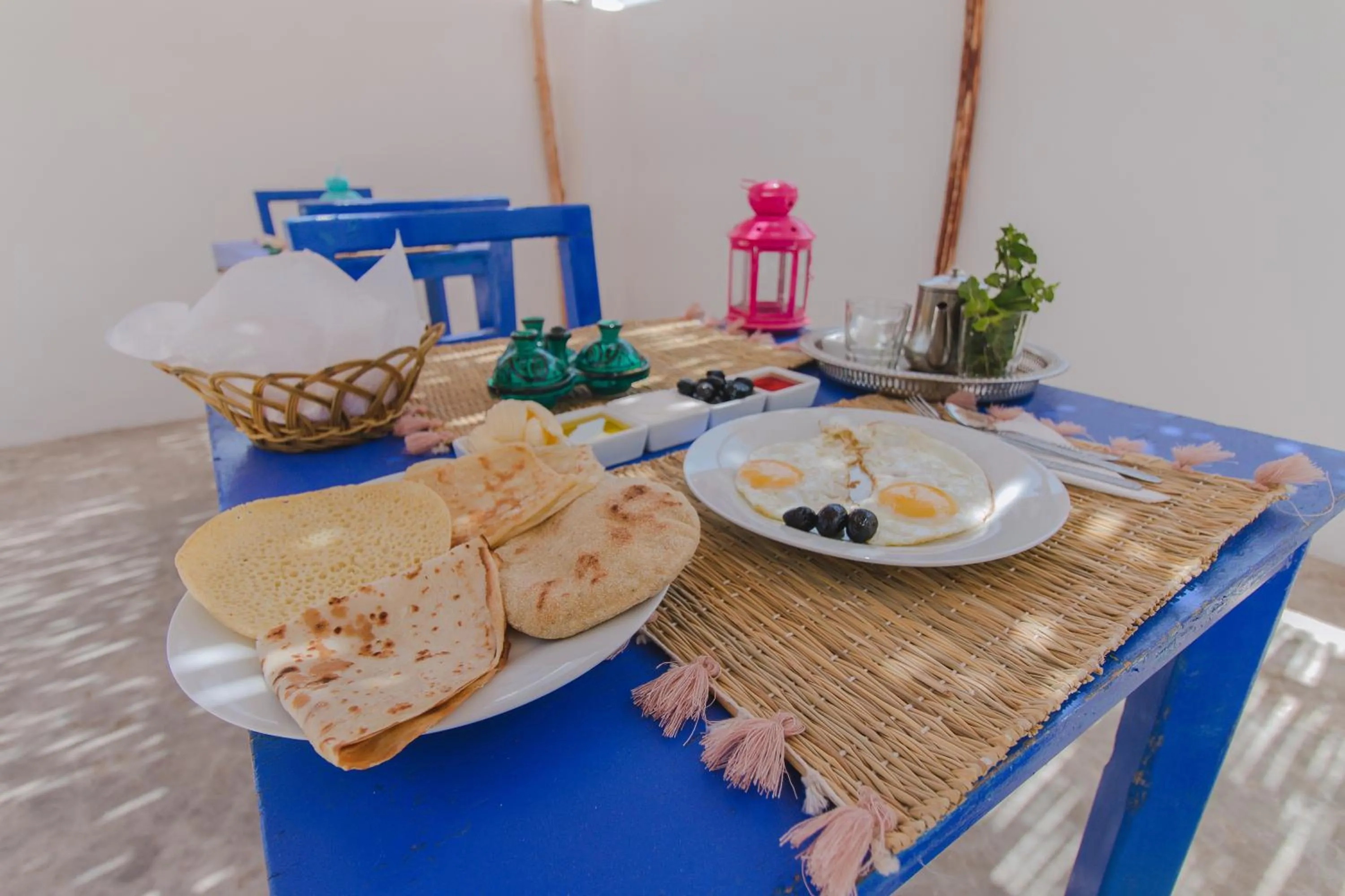 Breakfast in Auberge du Marabout