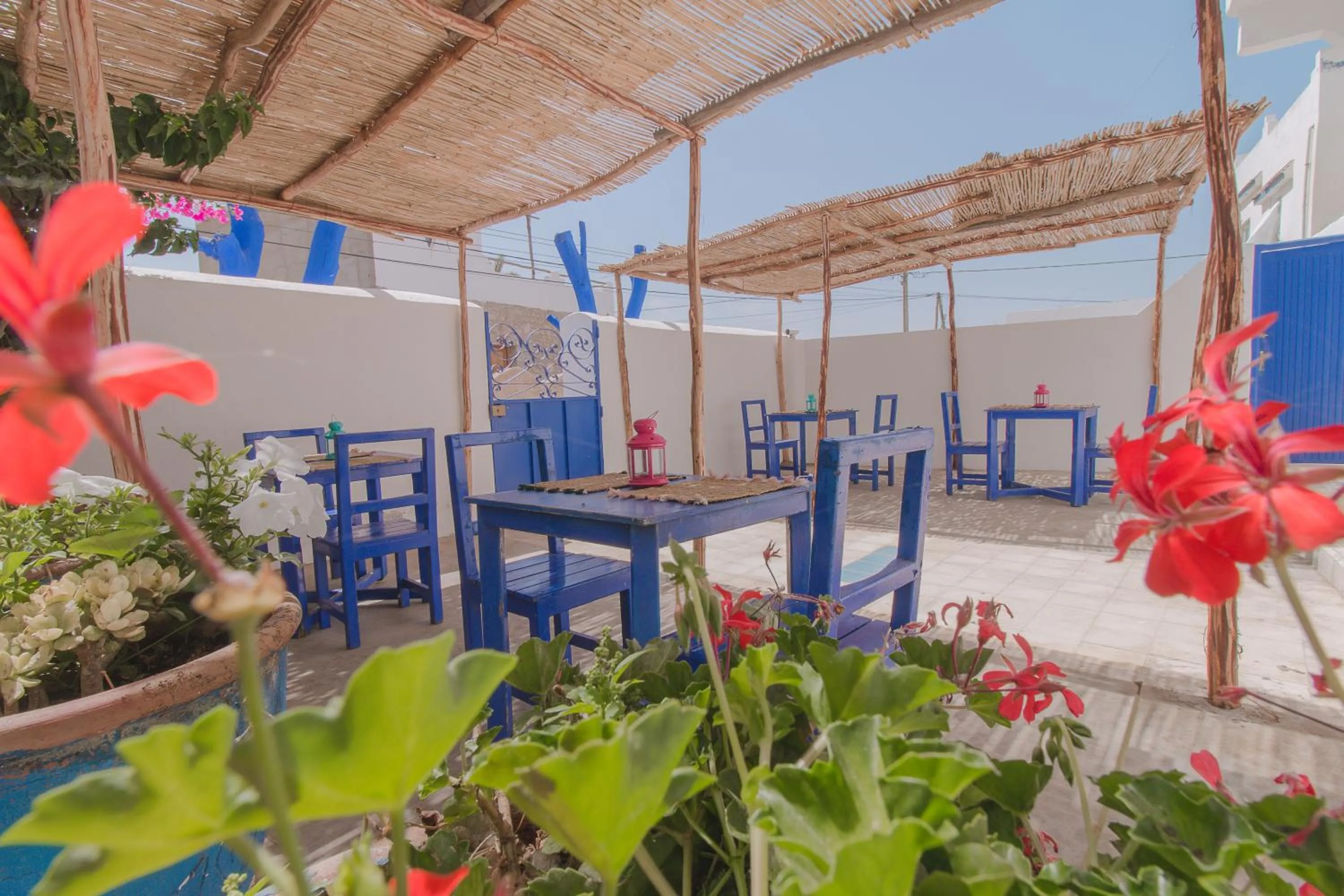 Patio in Auberge du Marabout