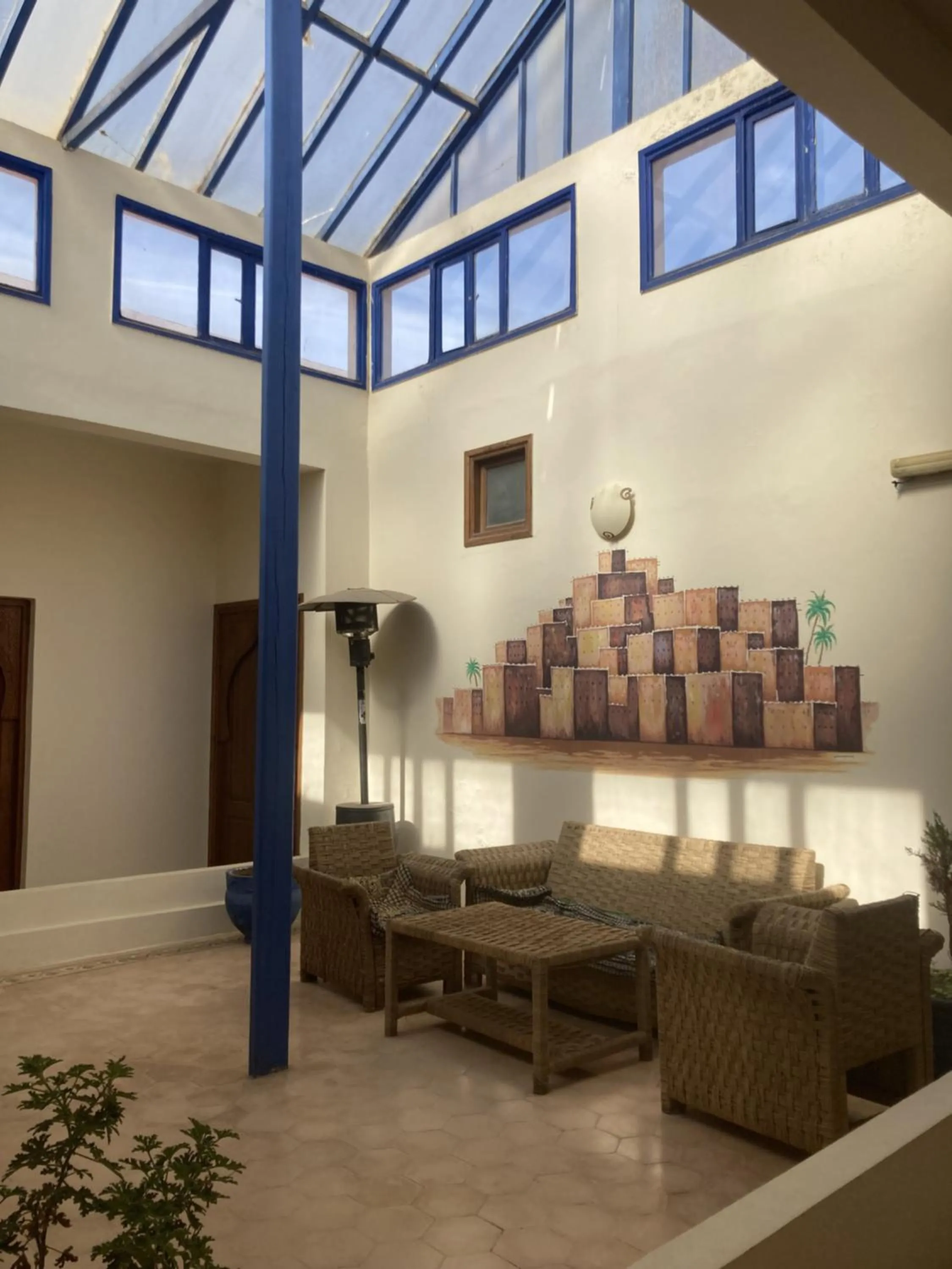 Inner courtyard view in Auberge du Marabout