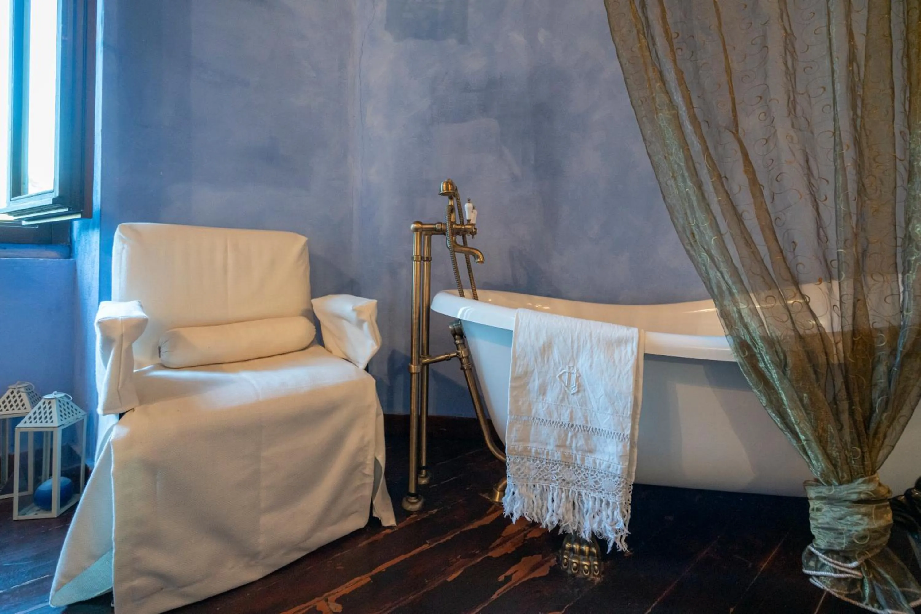 Bed in Antica Taverna del Principe