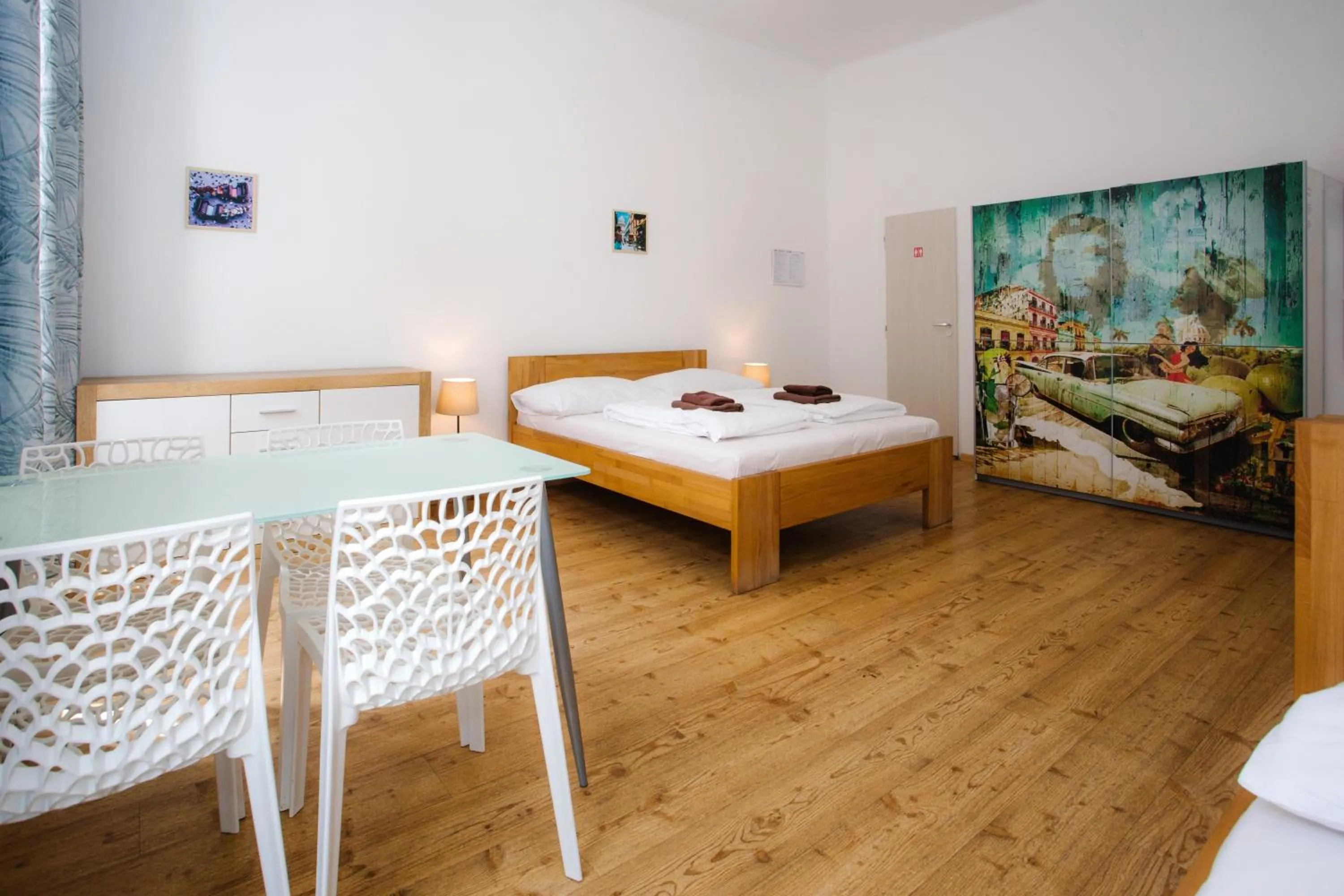 Bed in Cuba Bar & Hostel