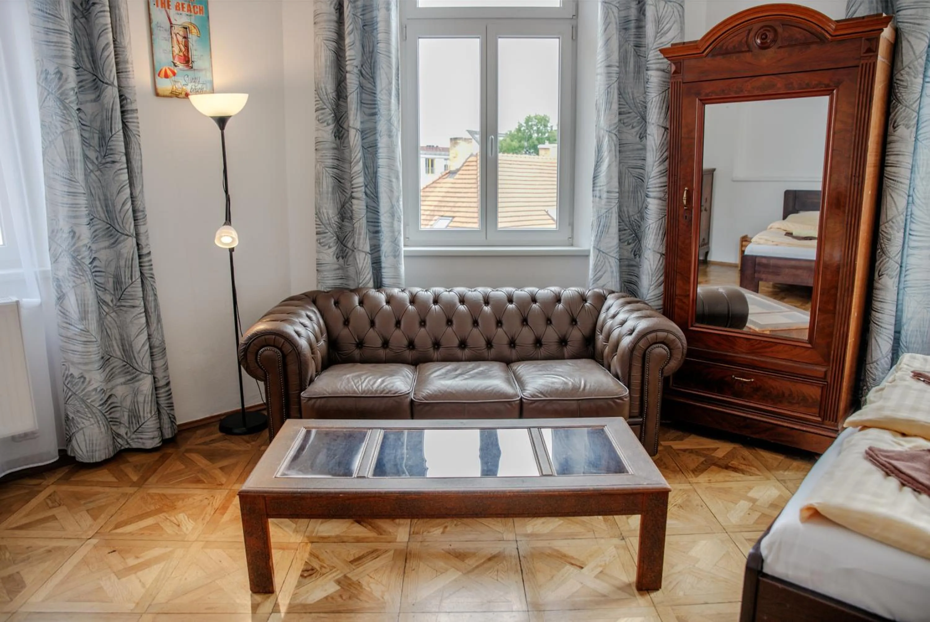 Photo of the whole room, Bed in Cuba Bar & Hostel