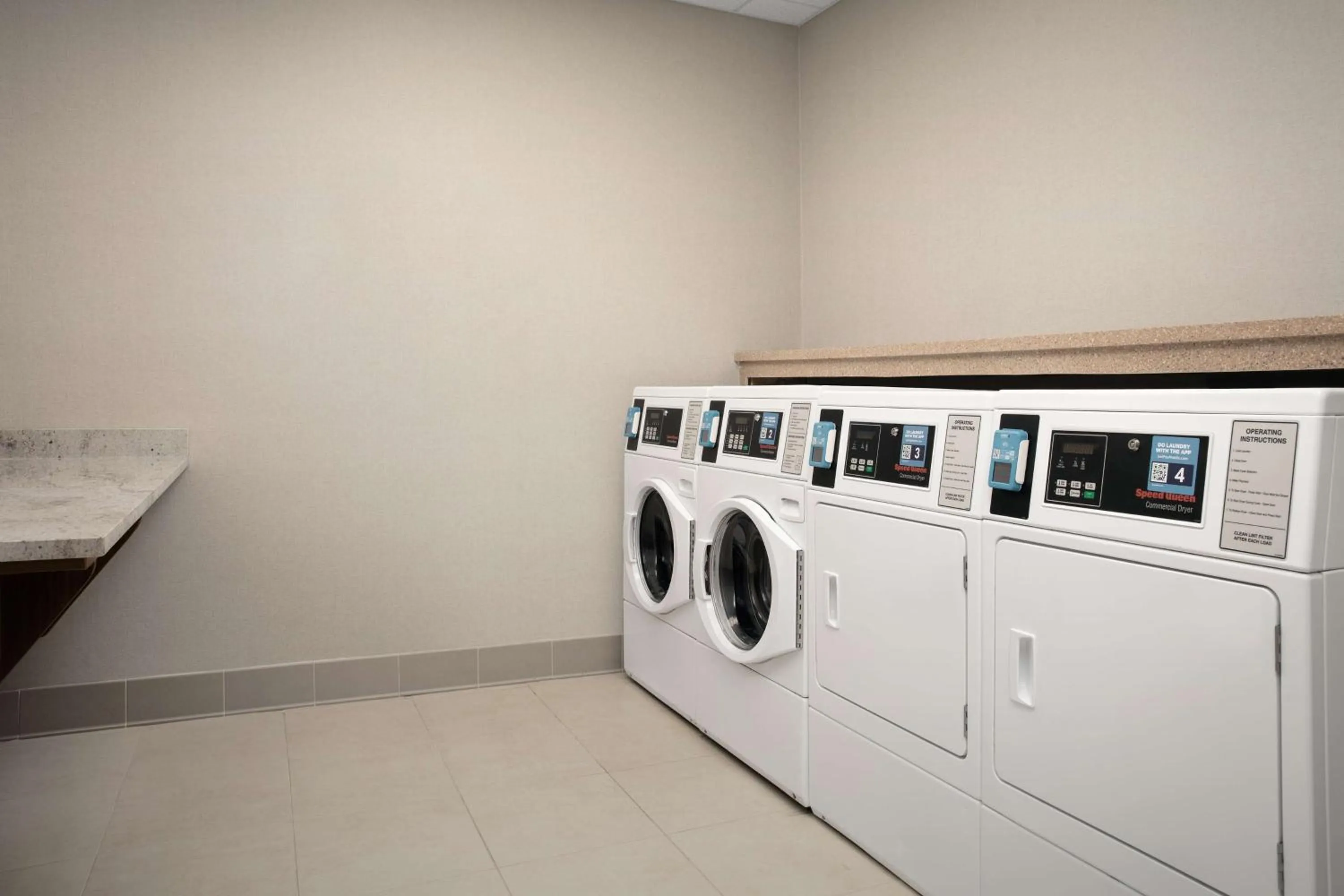 laundry in Hilton Garden Inn Philadelphia-Fort Washington