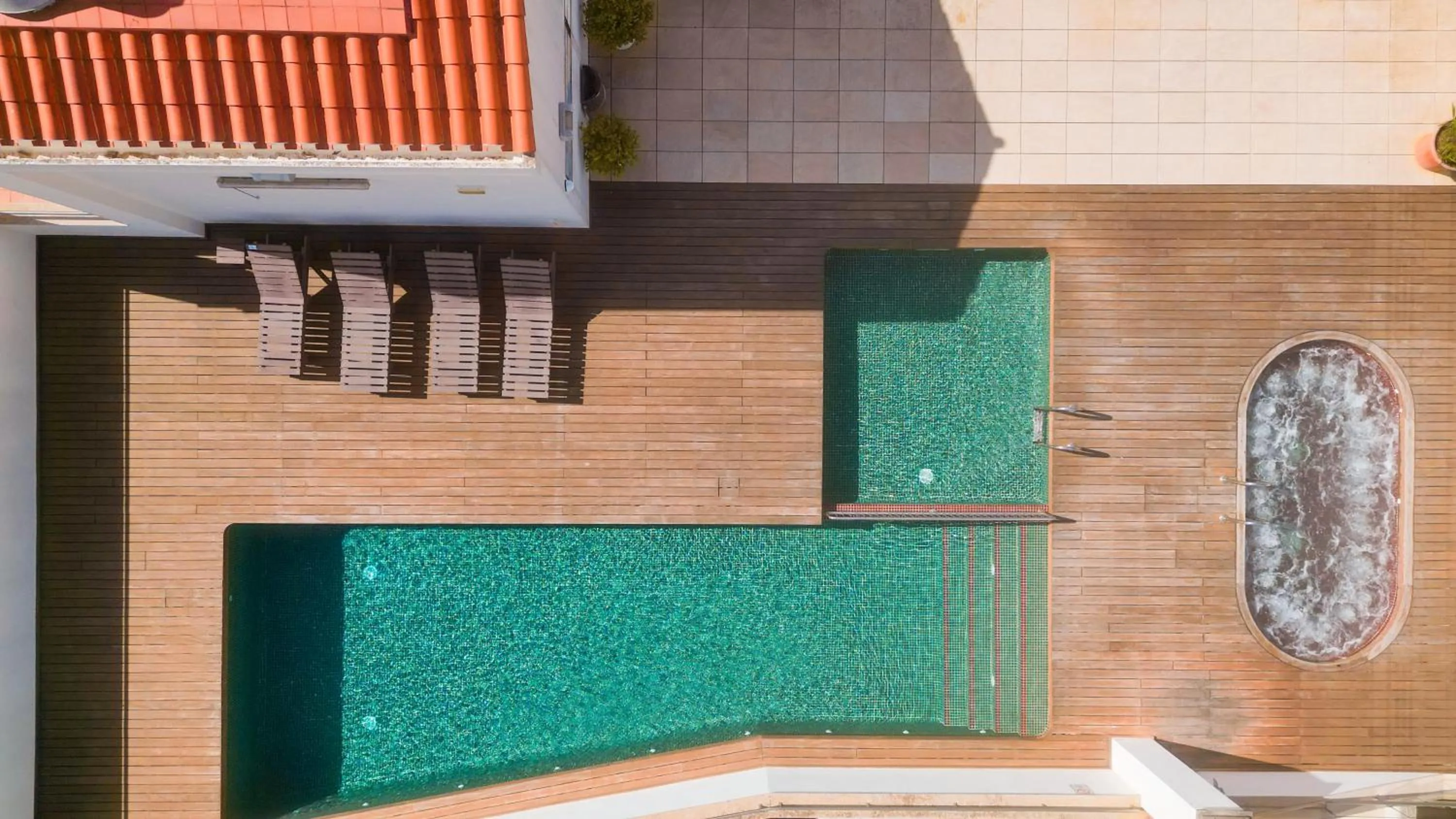 Swimming pool in Hotel Loar Ferreries