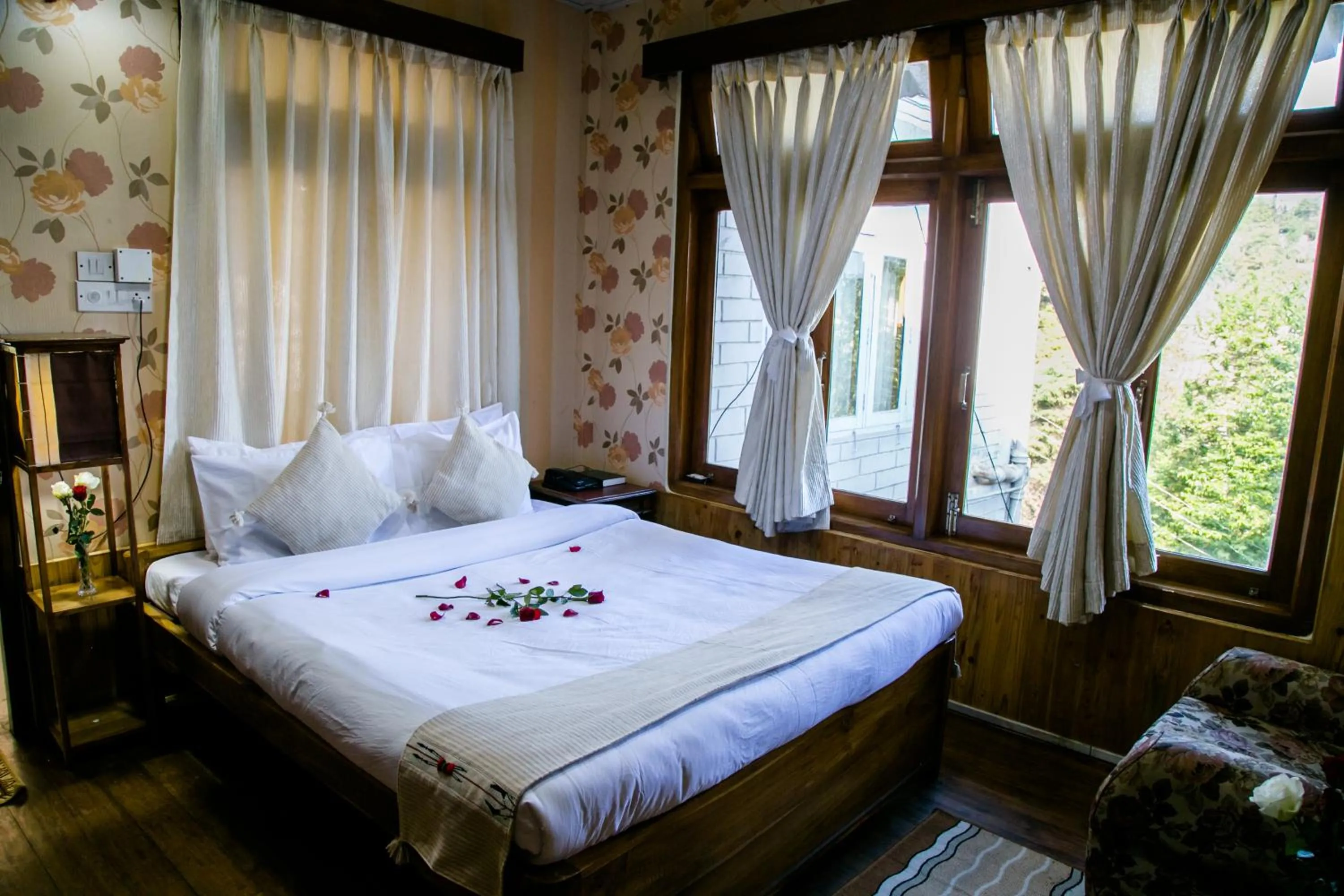 Bed in Niraamaya Retreats Aradura Kohima