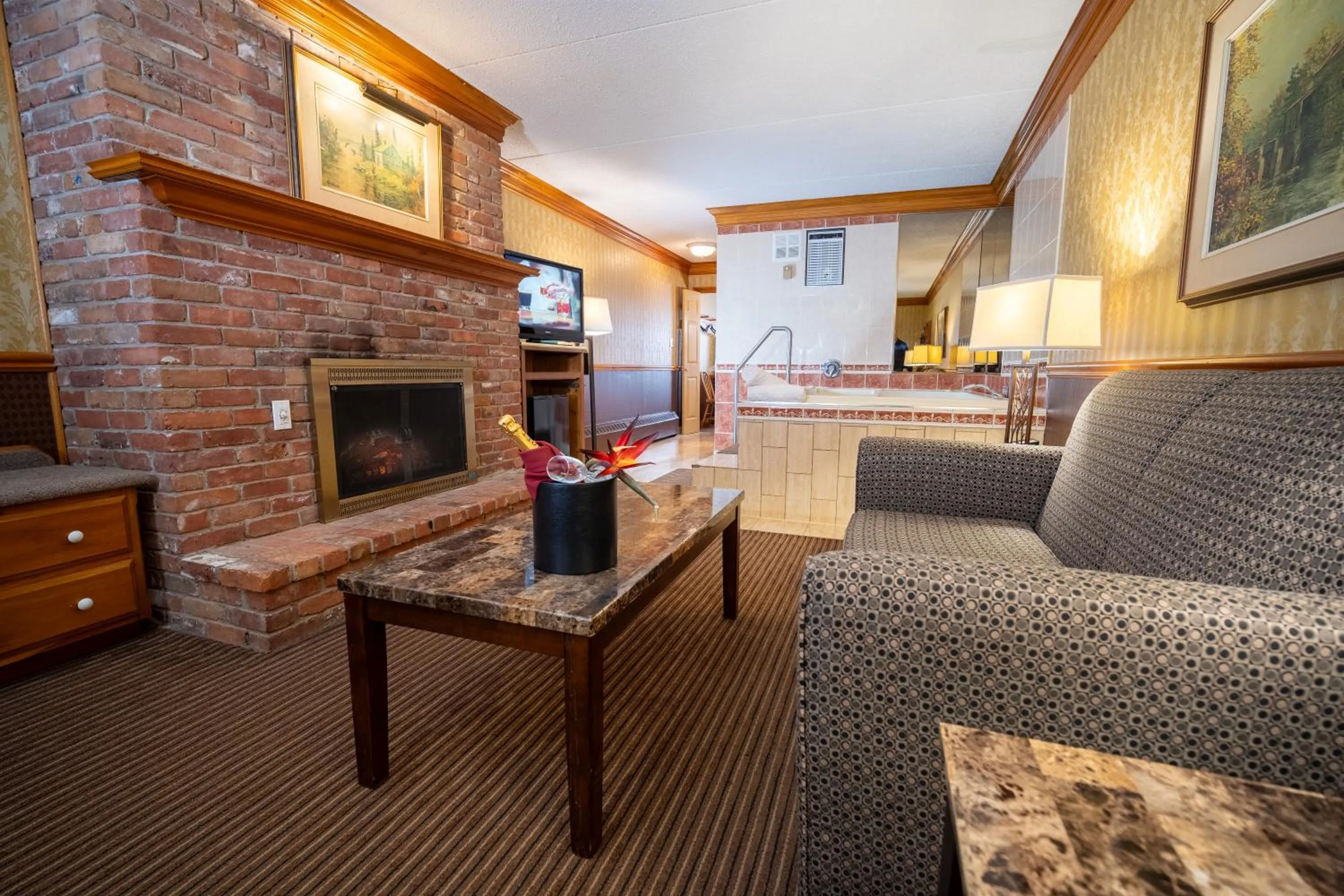 Living room in Best Western Fireside Inn