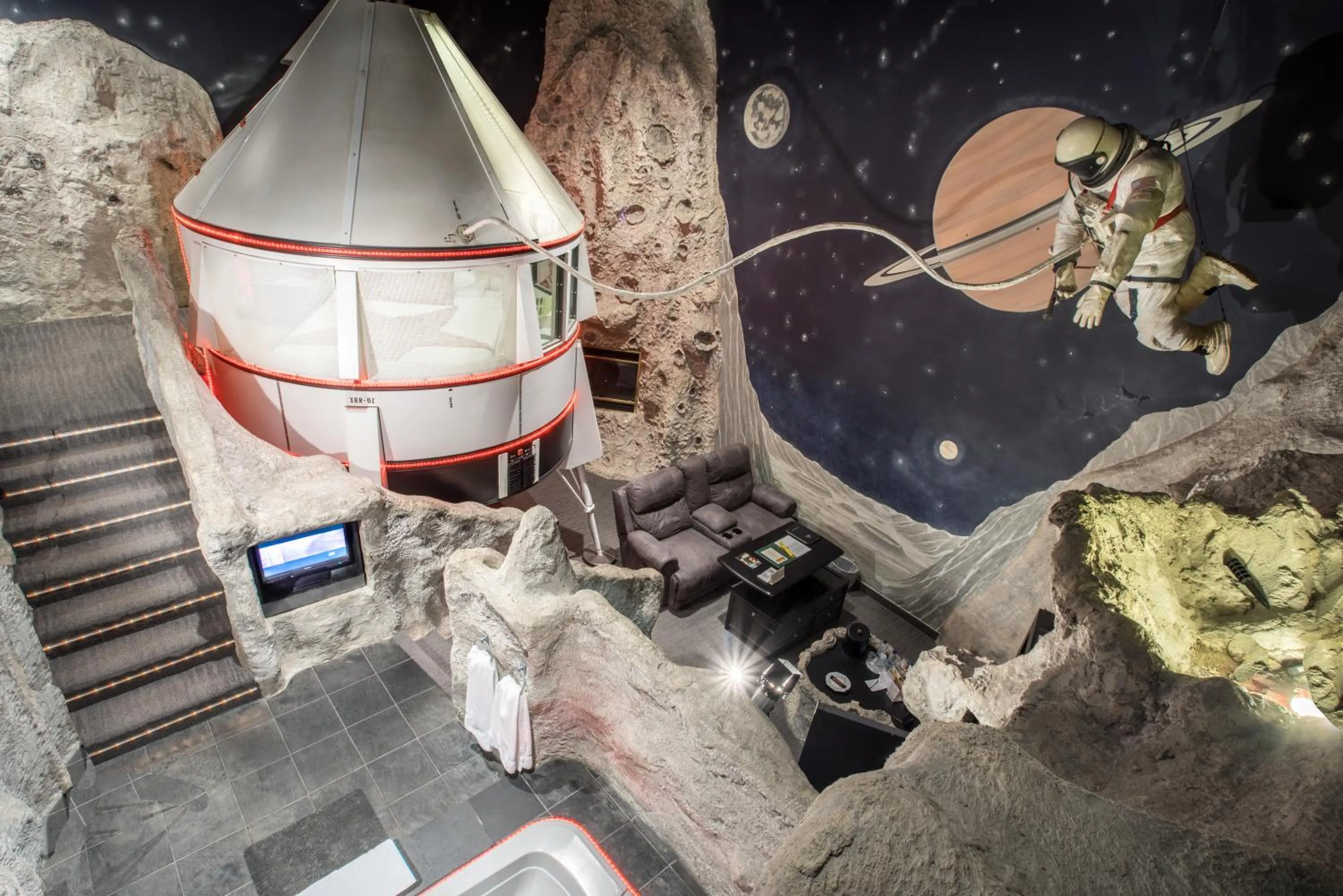 Living room in Best Western Fireside Inn