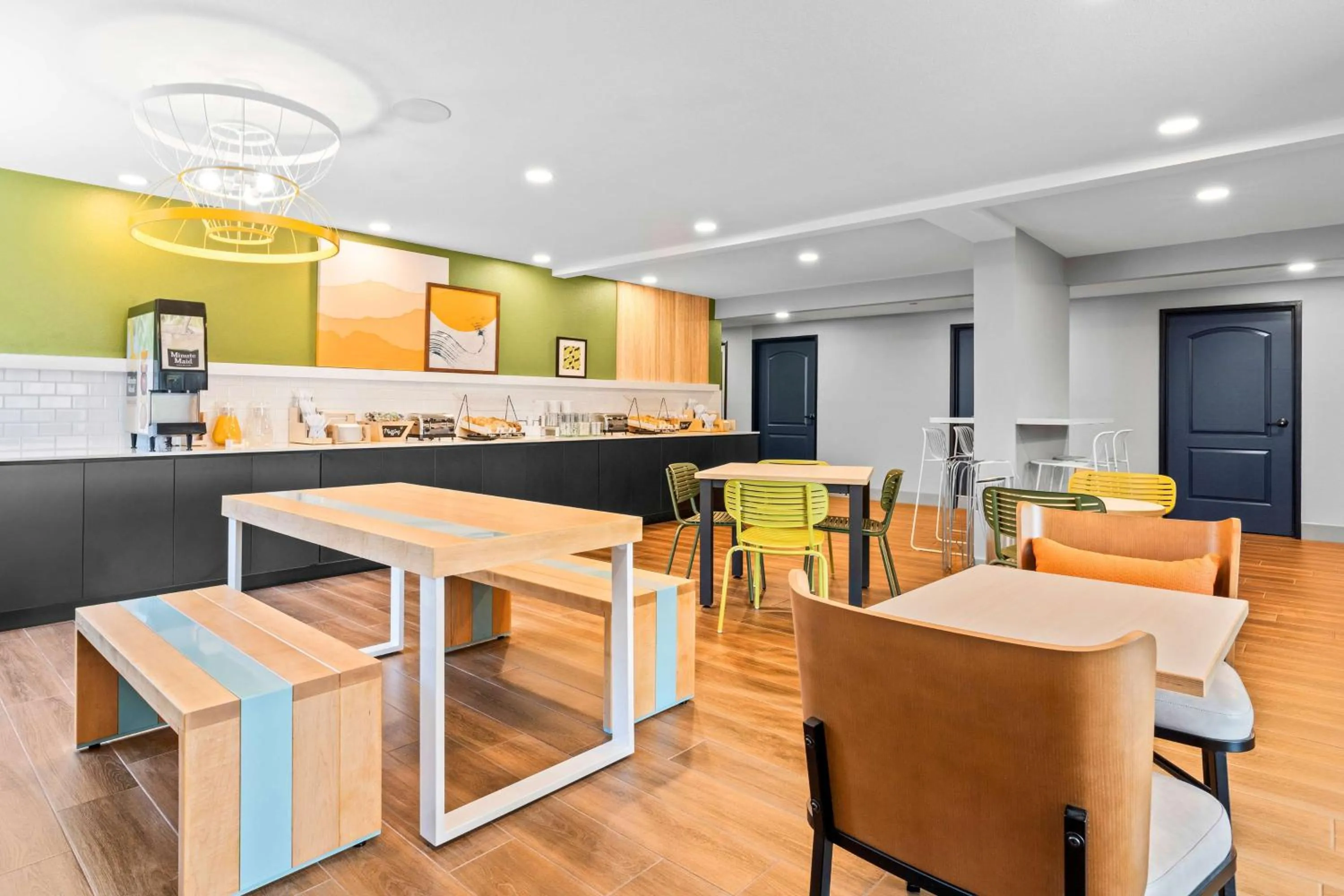 Breakfast in The Yosemite Inn