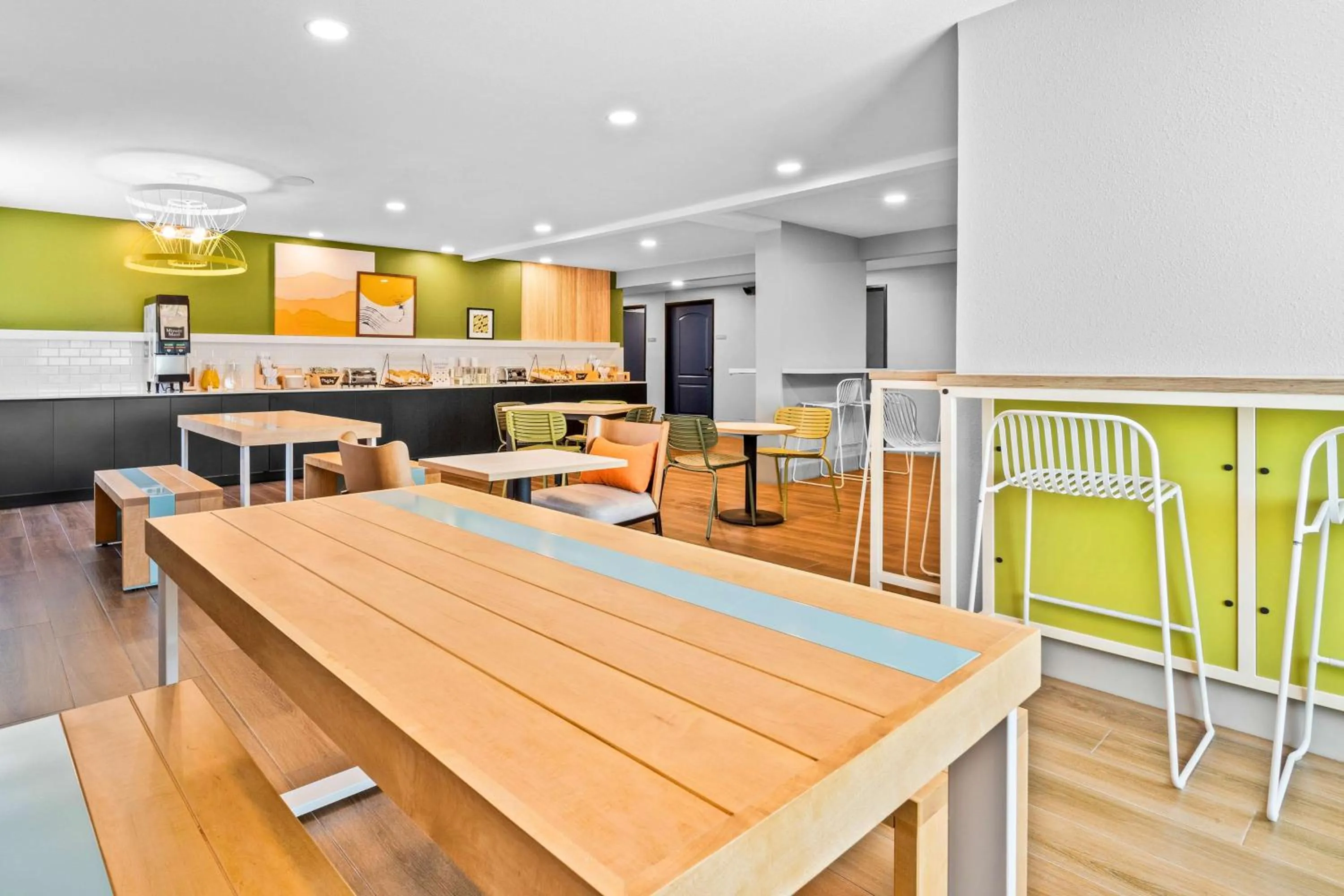 Breakfast in The Yosemite Inn