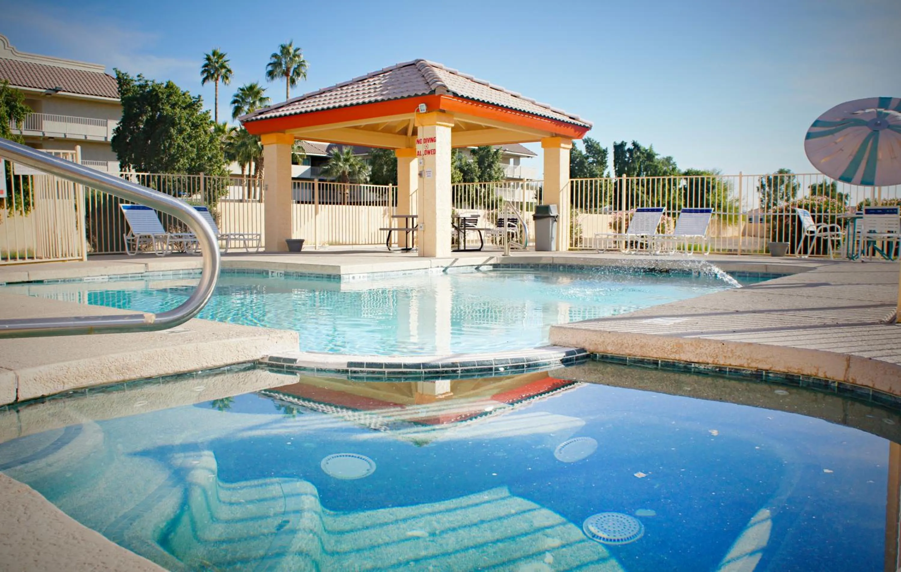 Pool view in Budget Inn Phoenix