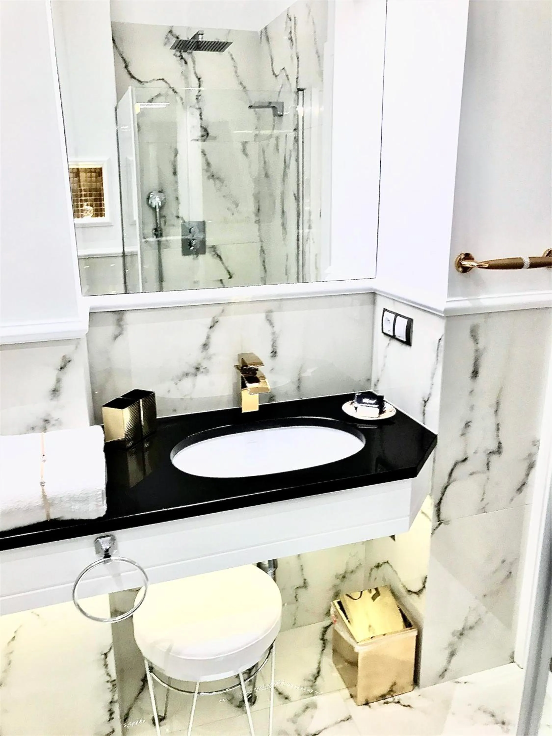 Bathroom in MONDRIAN Luxury Suites UNESCO Old Town