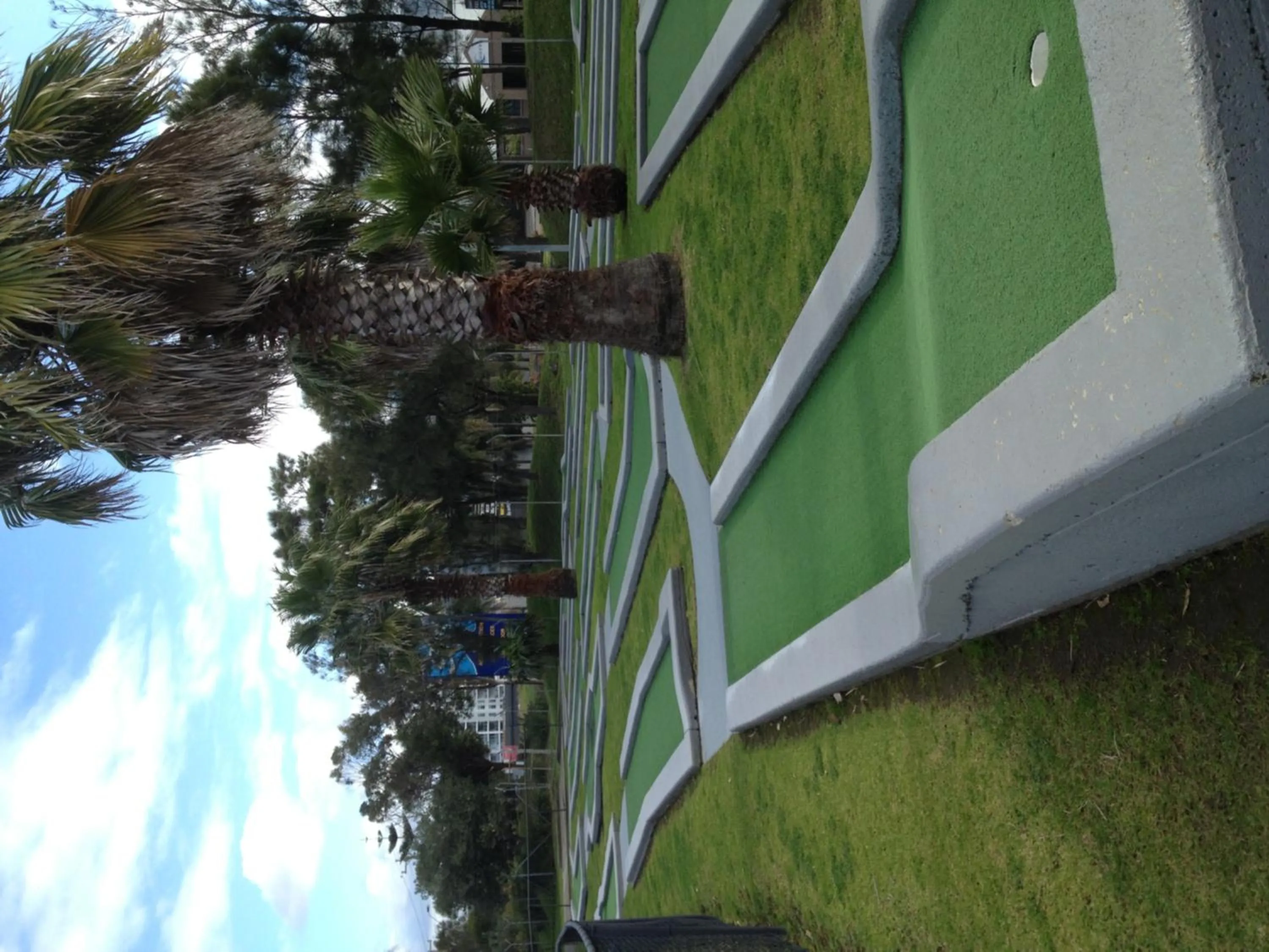 Minigolf in Wollongong Surf Leisure Resort