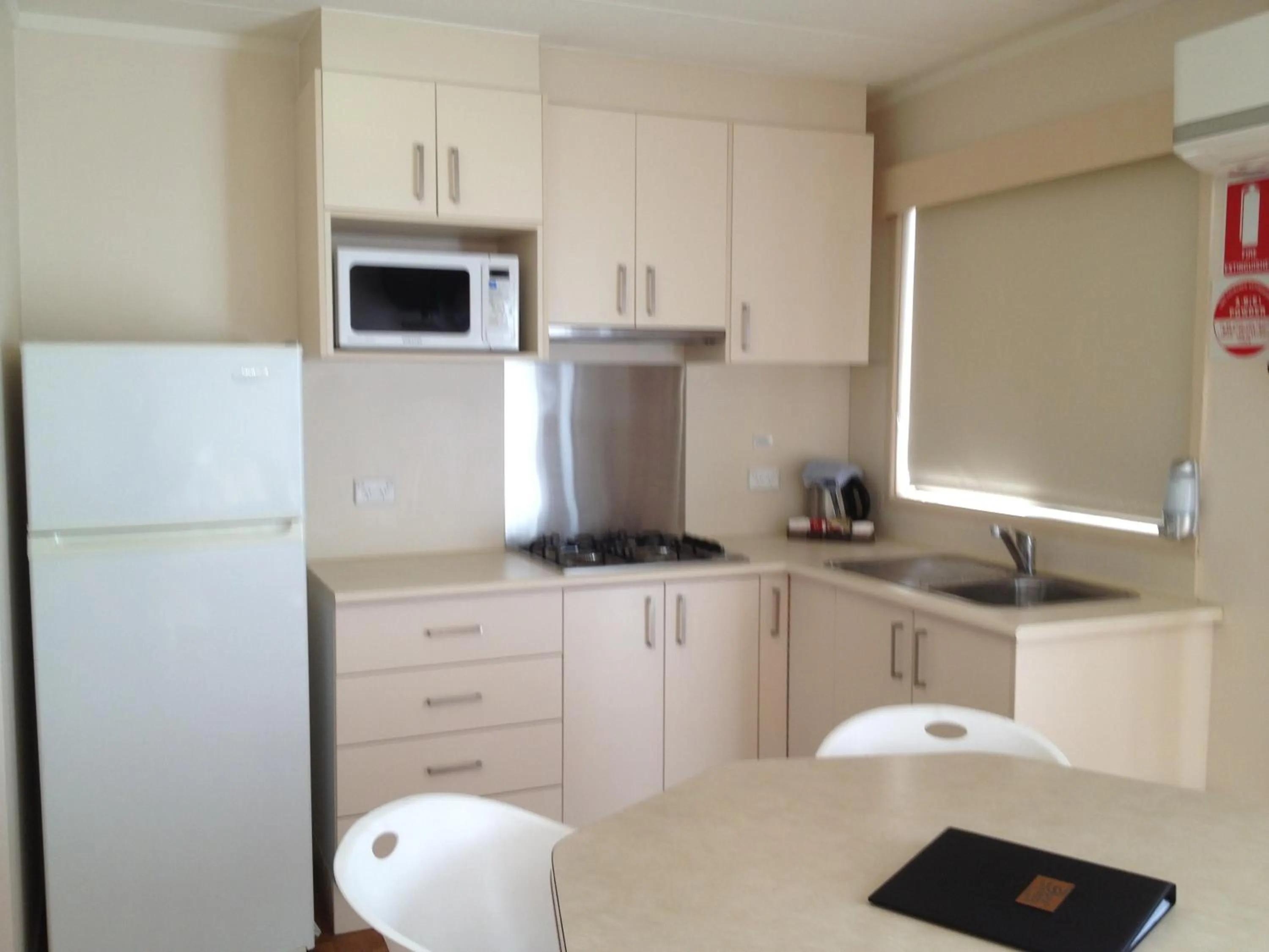 Kitchen or kitchenette in Wollongong Surf Leisure Resort