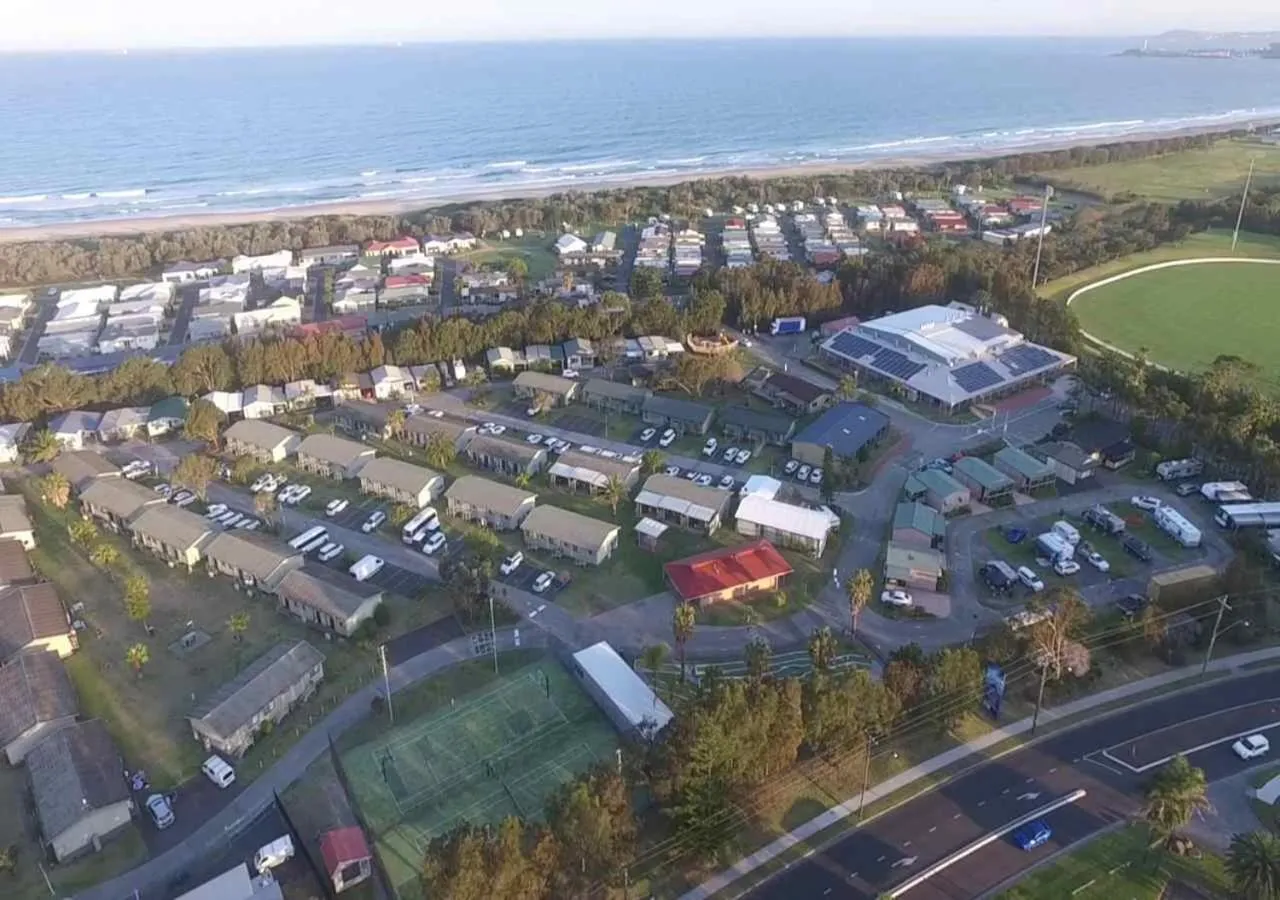 Bird's eye view in Wollongong Surf Leisure Resort