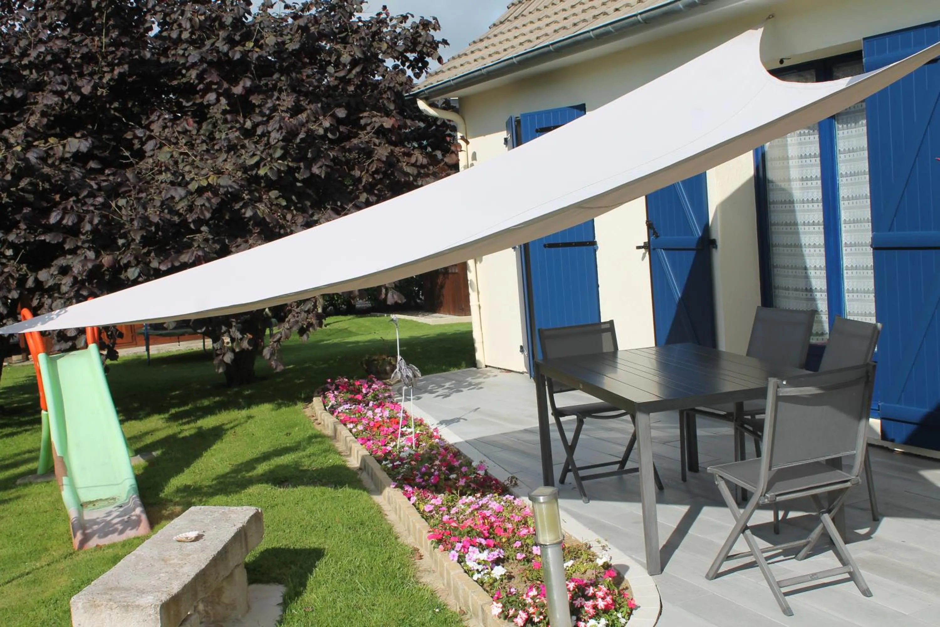 Garden in Une Chambre D'Hote Yvetot