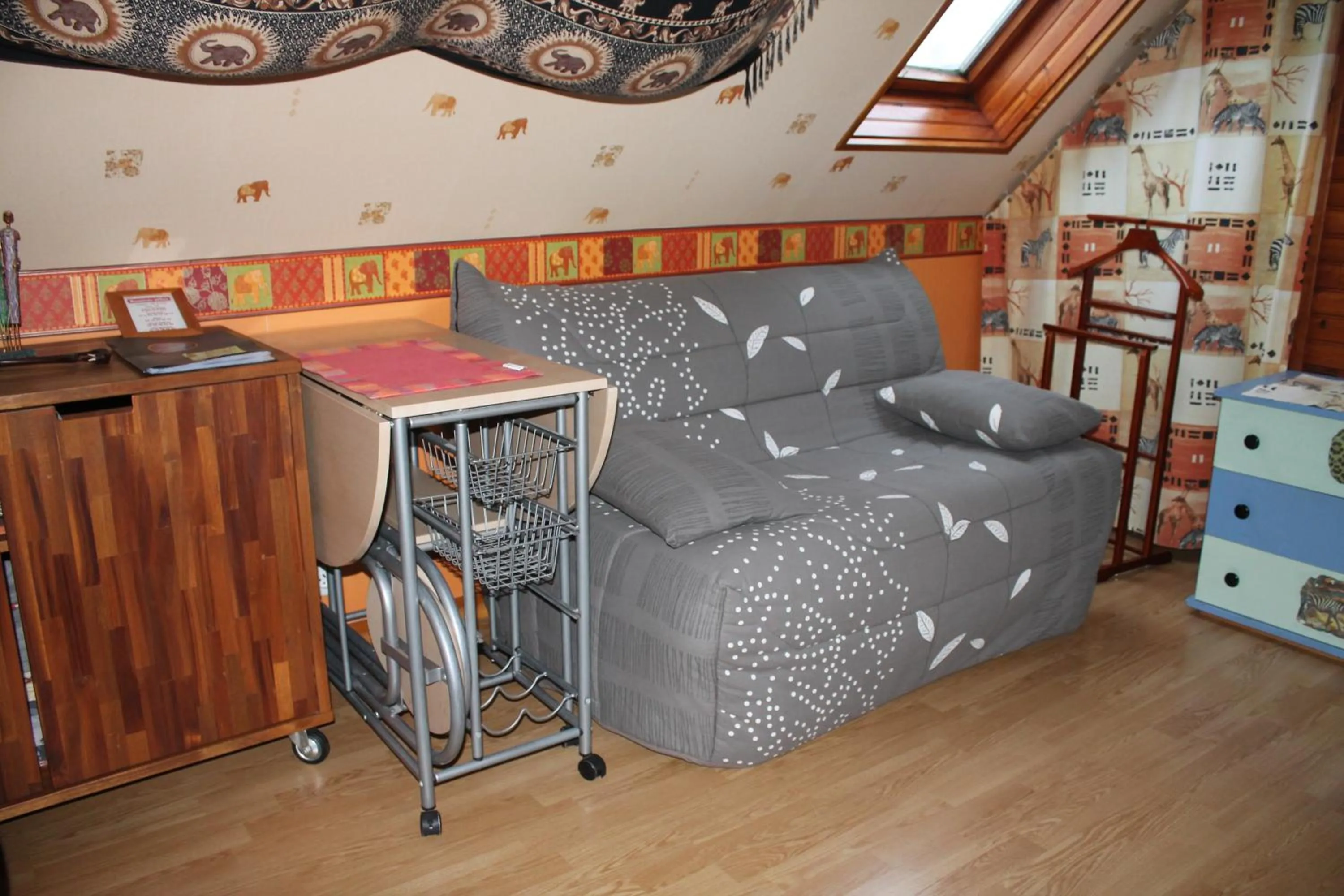 Photo of the whole room in Une Chambre D'Hote Yvetot