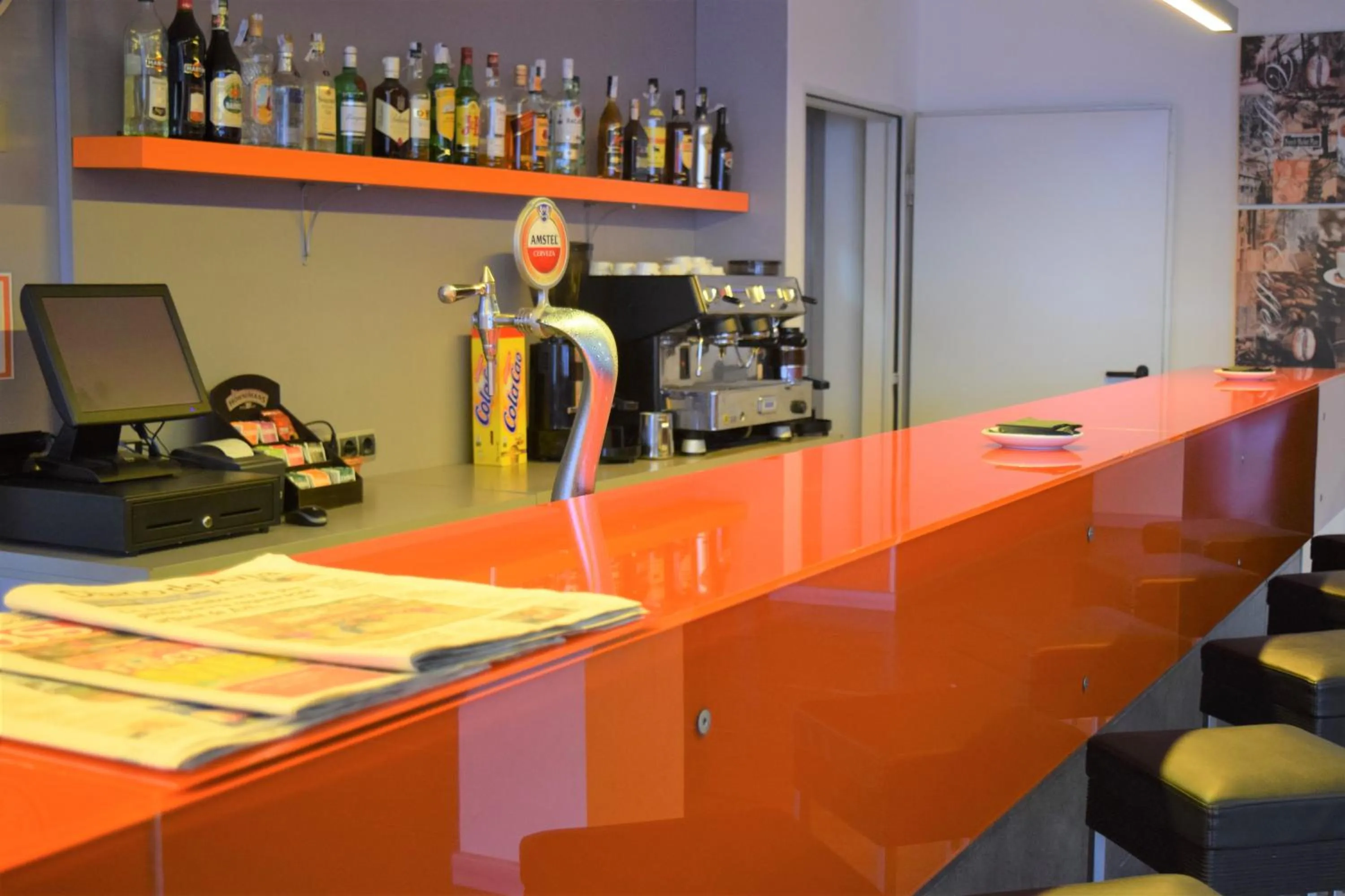 Lounge or bar in Hotel H2 Avila