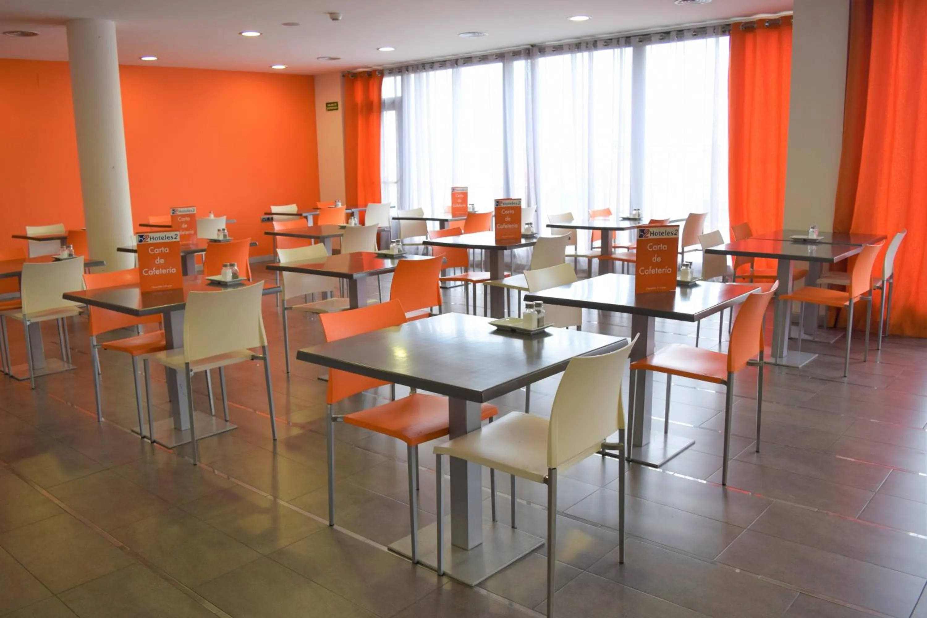 Lounge or bar in Hotel H2 Avila