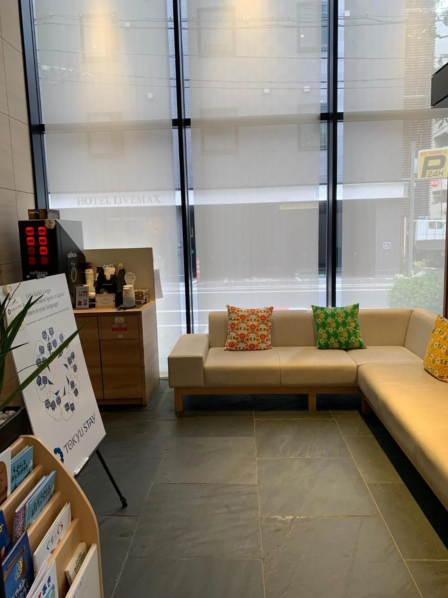 Lobby or reception in Tokyu Stay Kamata - Tokyo Haneda