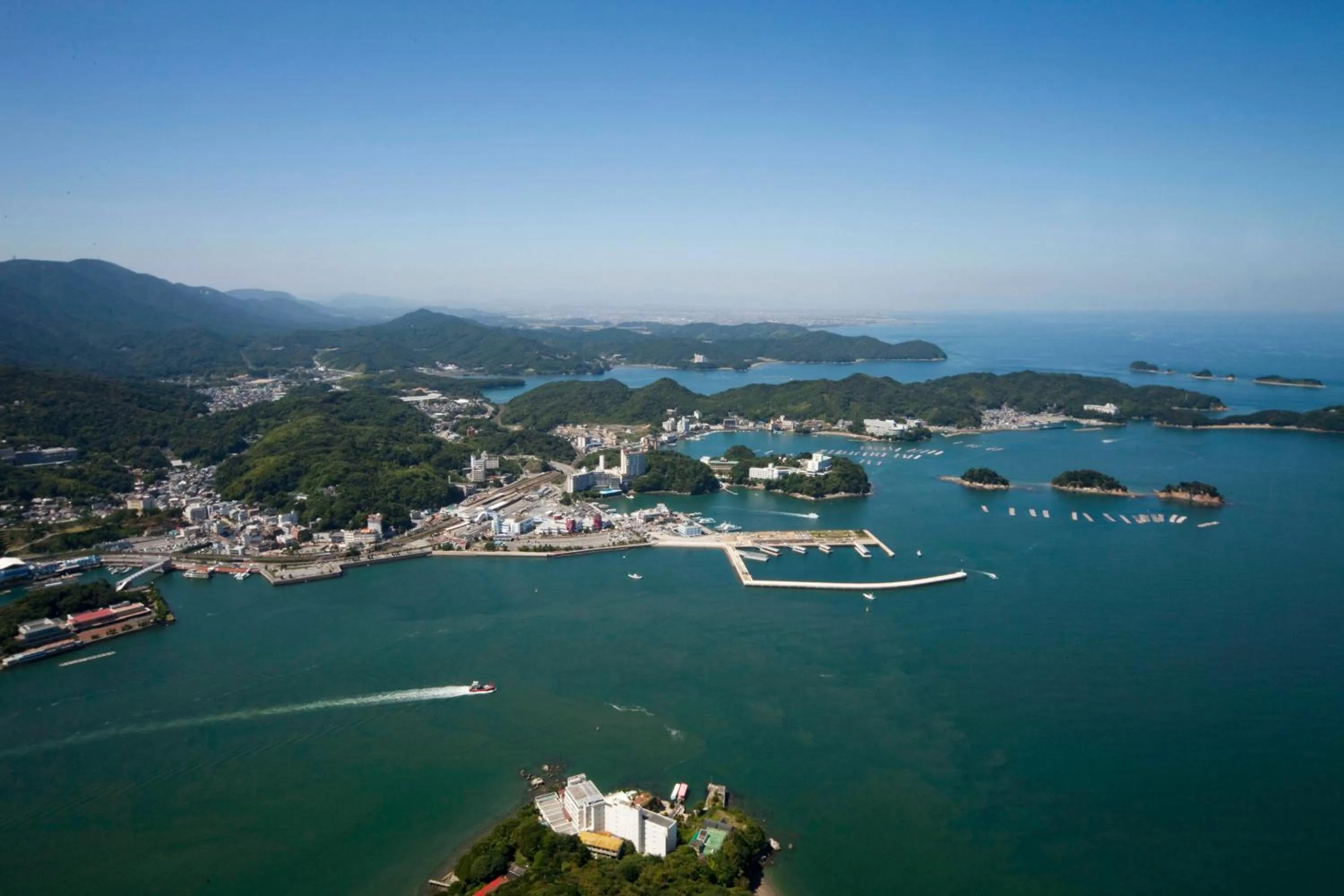 Day in Toba View Hotel Hanashinju