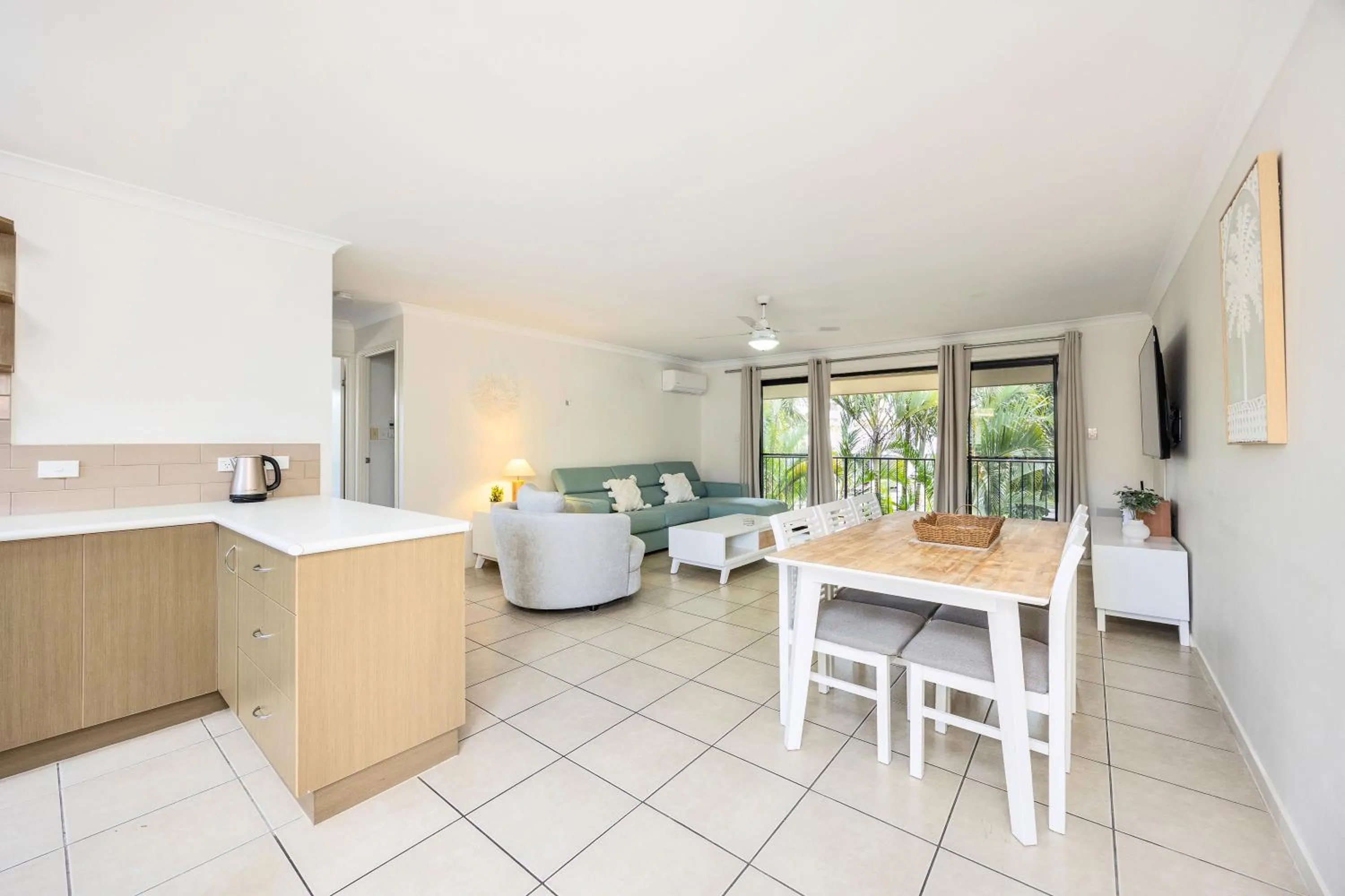 Arlia Sands Apartments