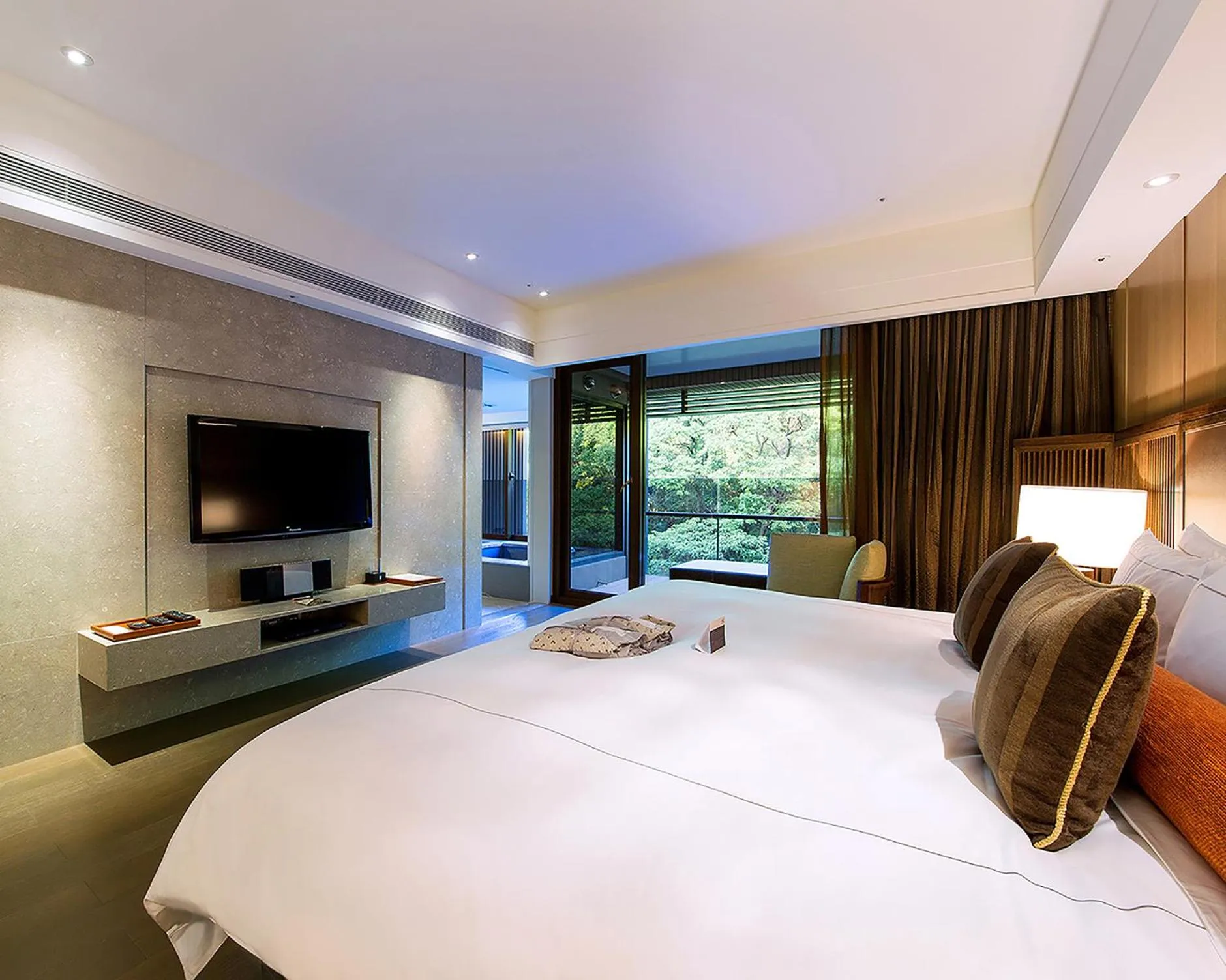 Bedroom, Bed in Grand View Resort Beitou