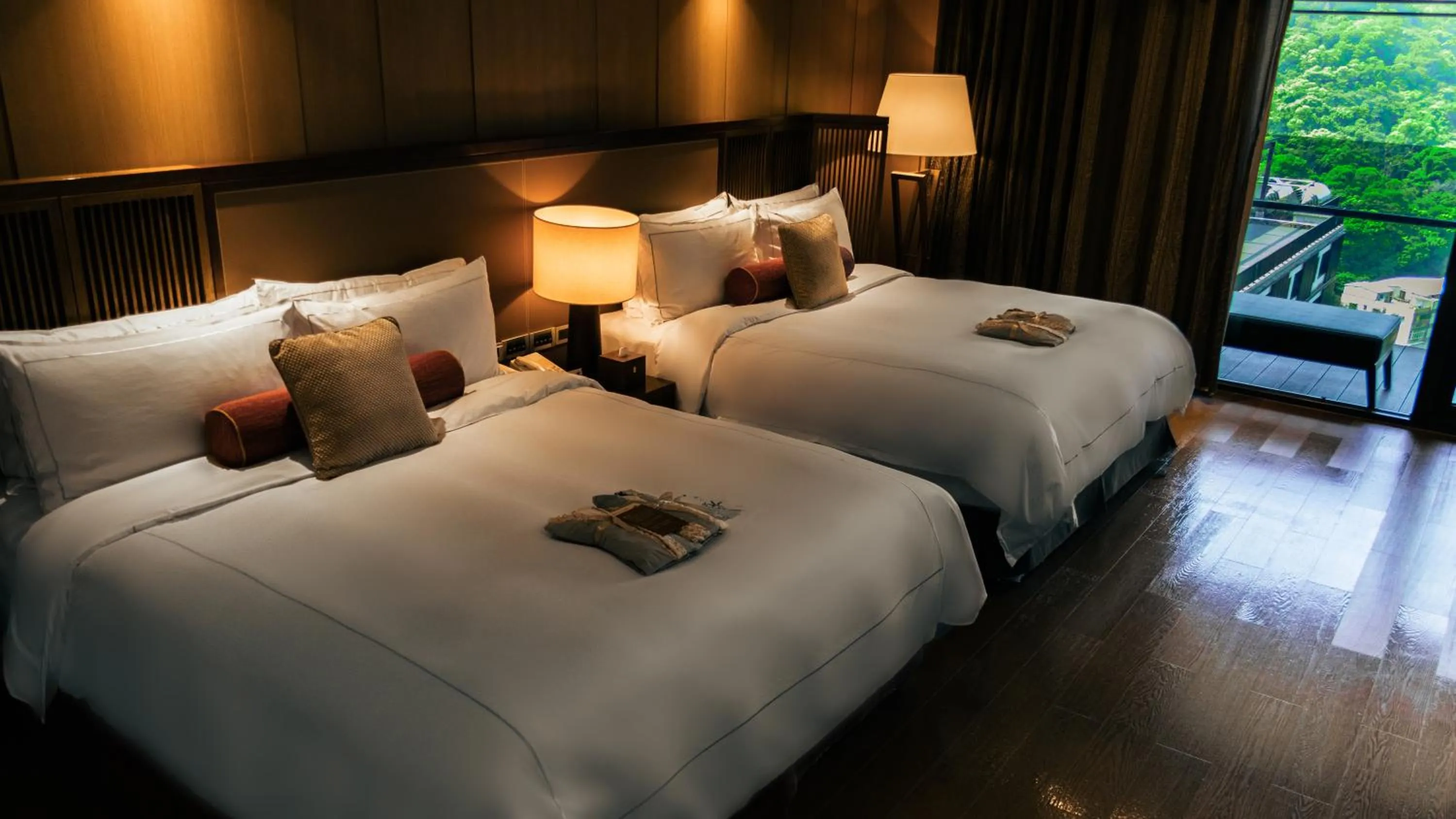 Photo of the whole room, Bed in Grand View Resort Beitou