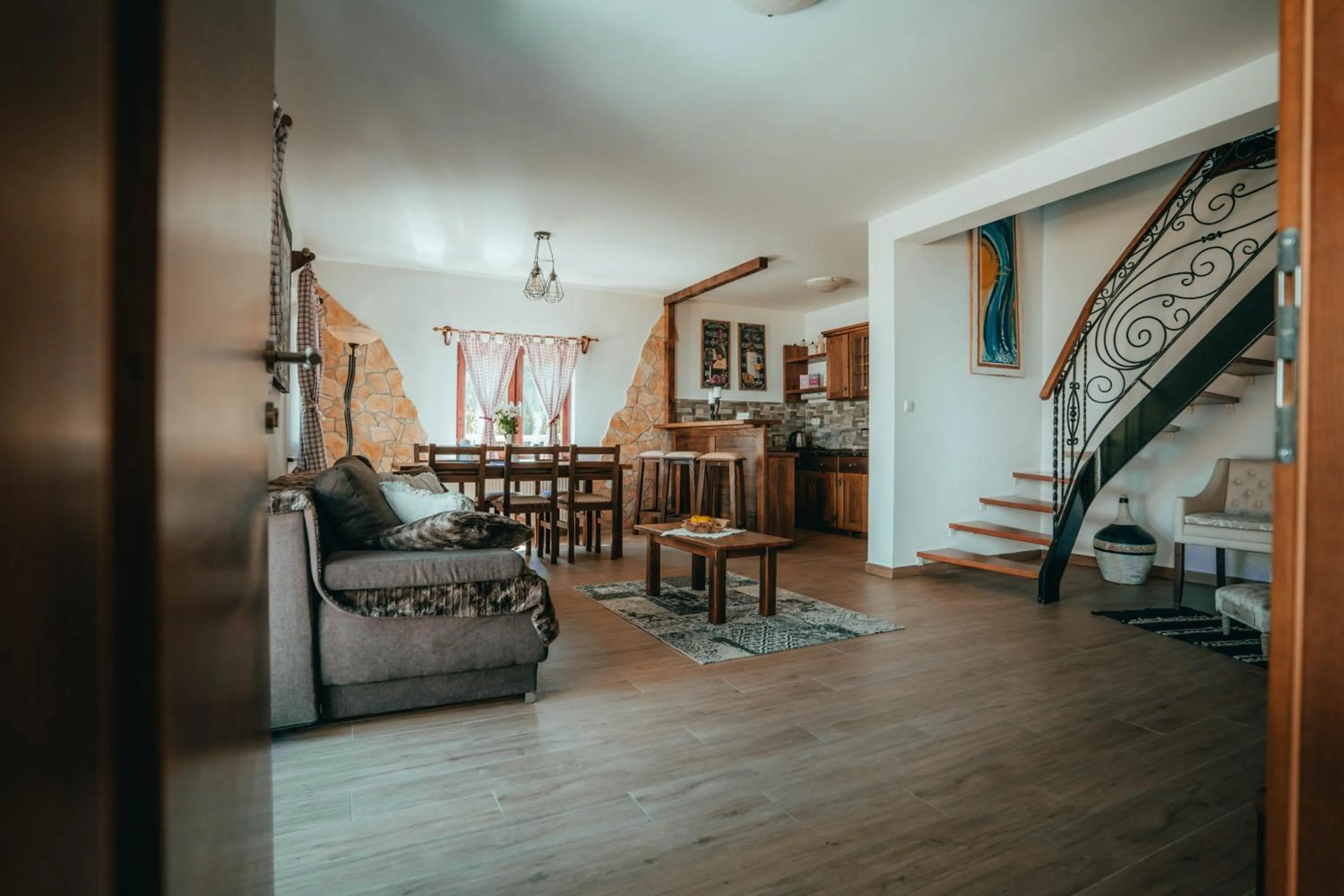 Kitchen or kitchenette in Plitvice Luxury Etno Garden