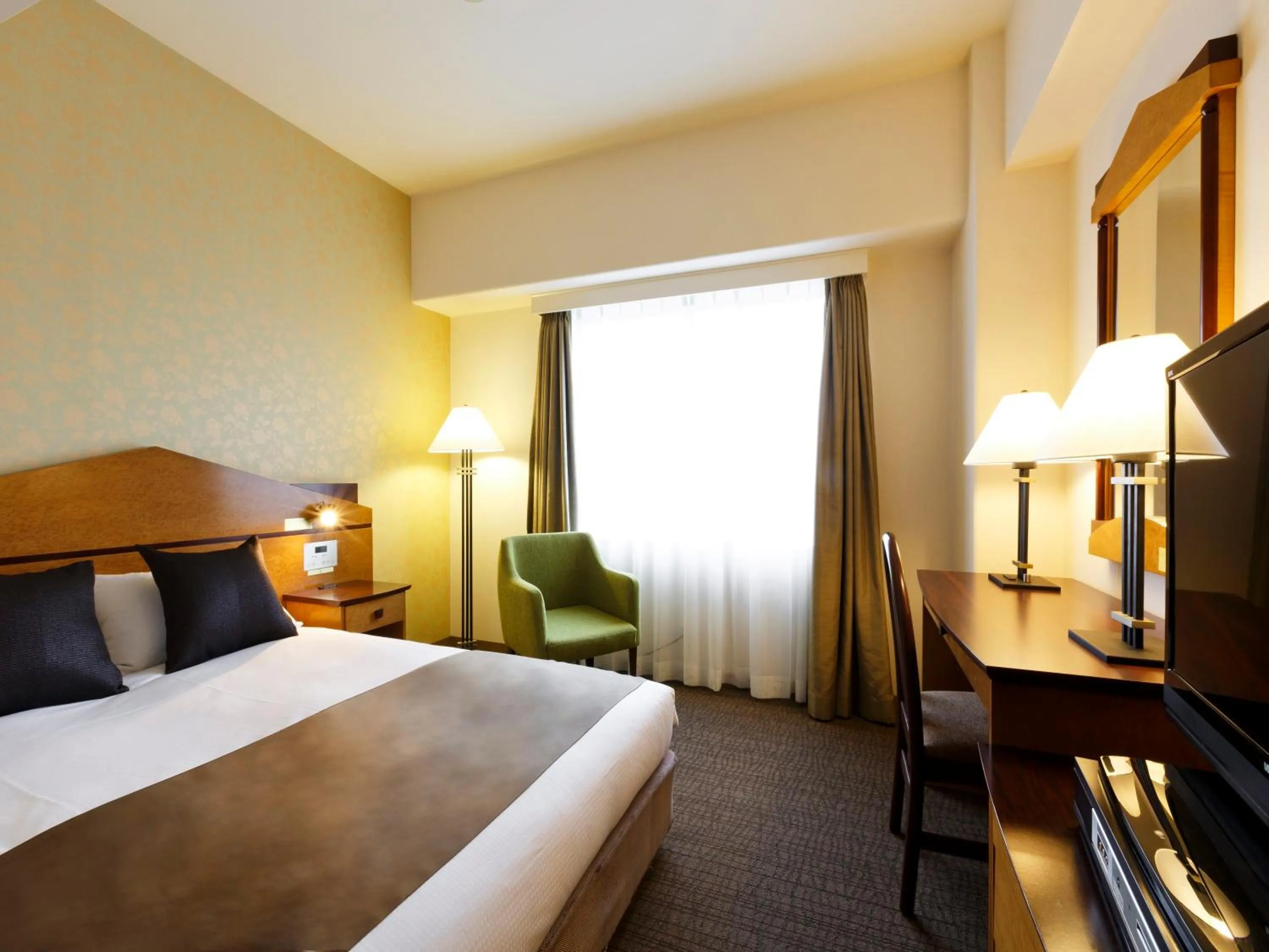 Photo of the whole room, Bed in Hotel Resol Gifu