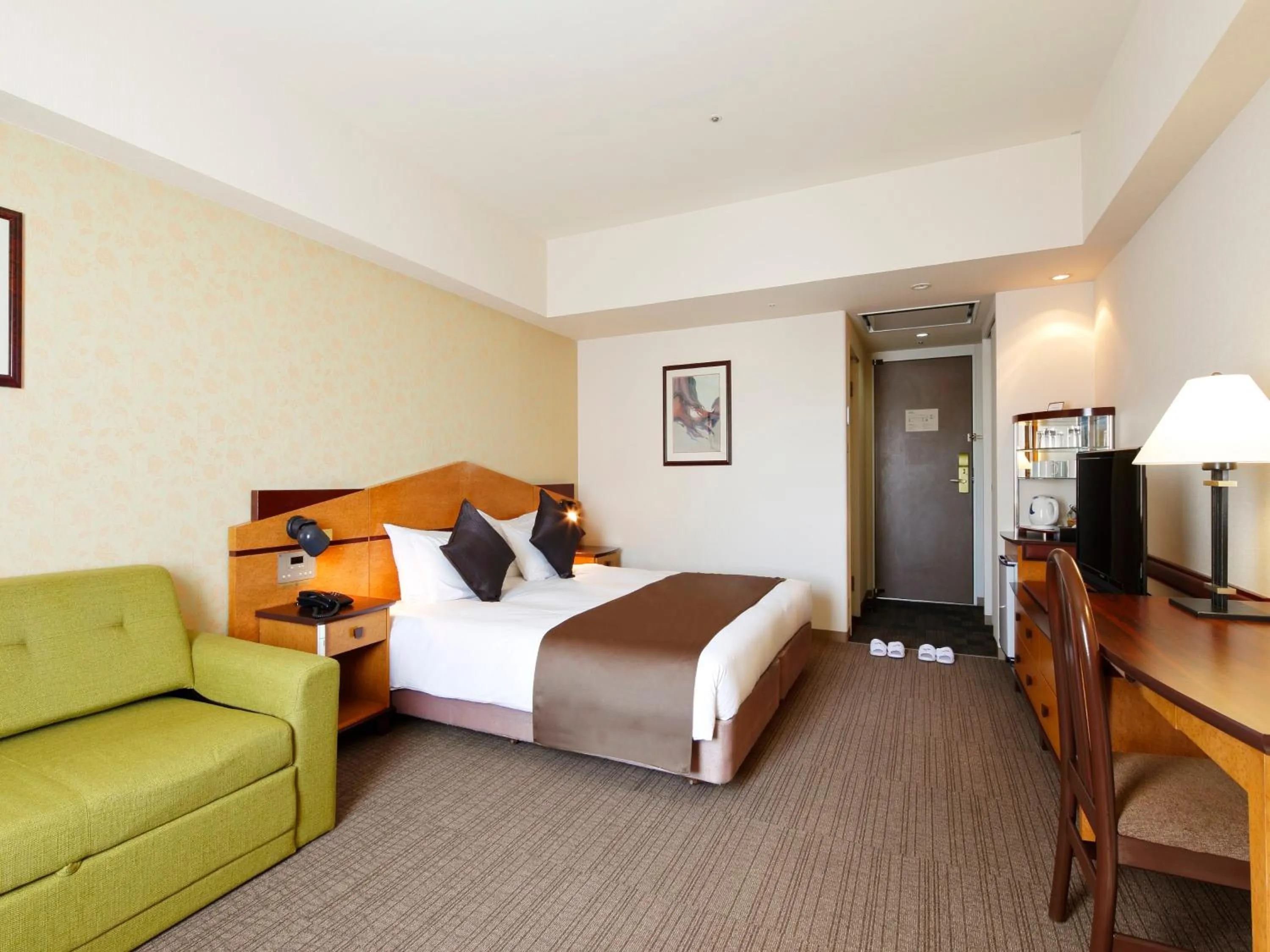 Bed in Hotel Resol Gifu