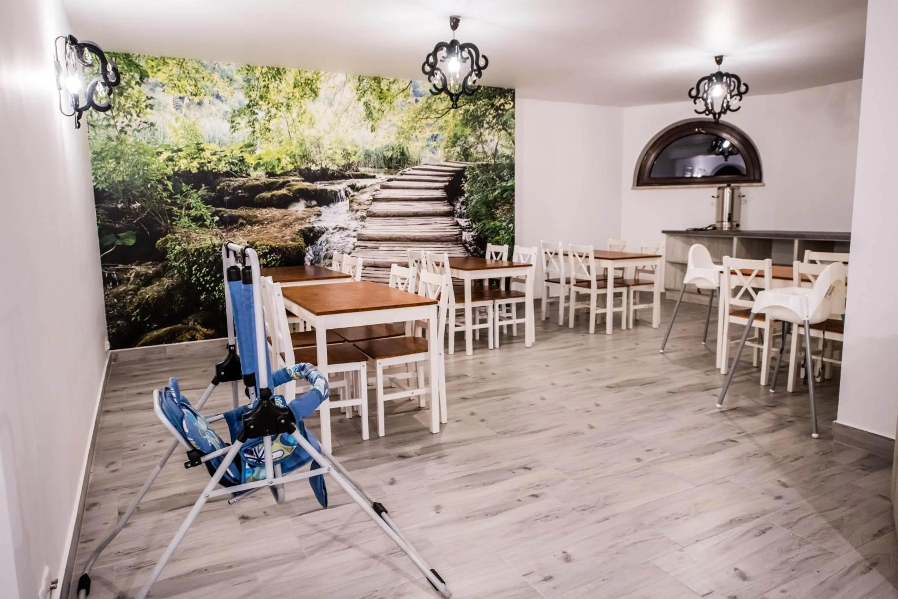 Communal lounge/ TV room in WILLA GALANTÓWKA