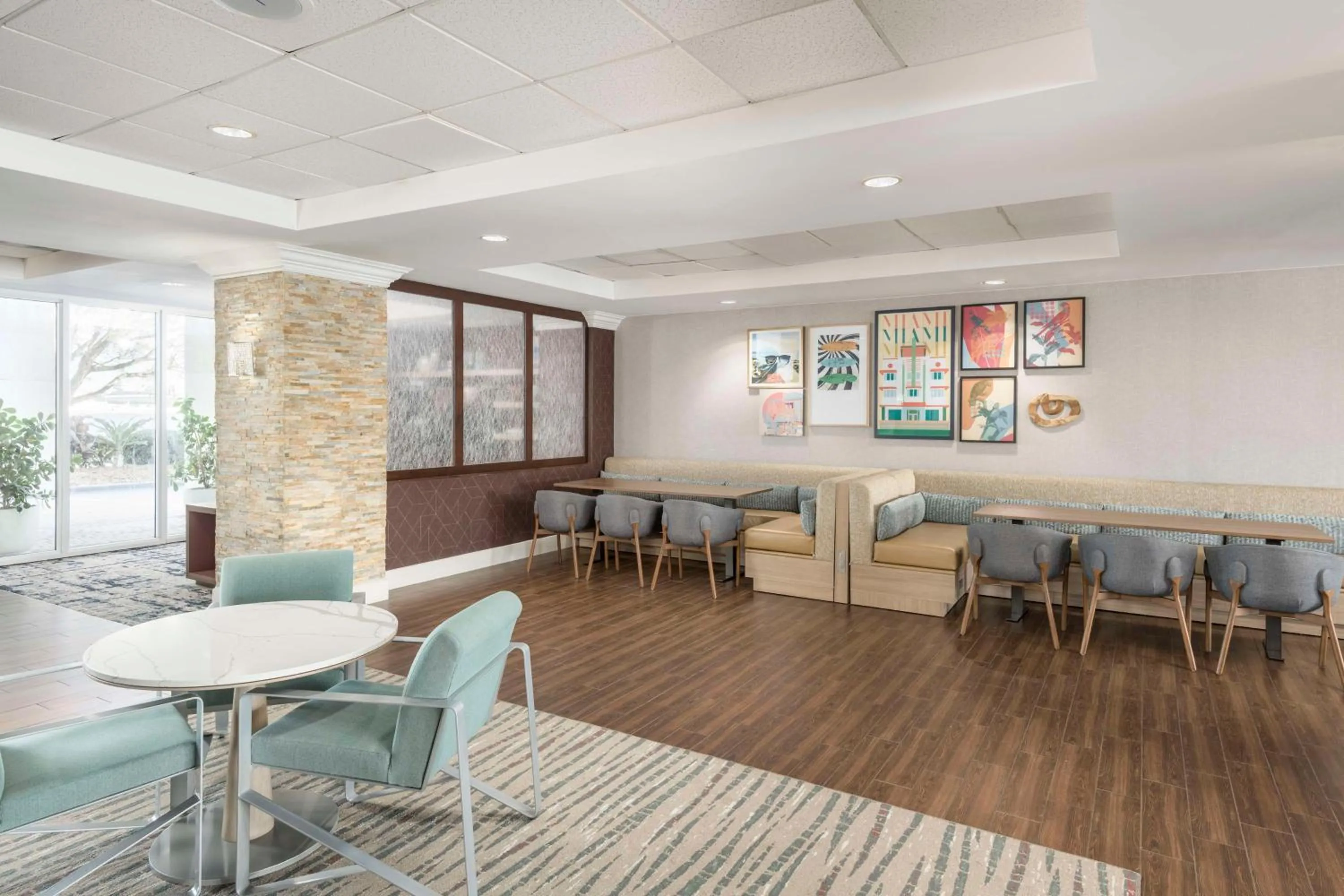 Lobby or reception in Homewood Suites Miami Airport/Blue Lagoon