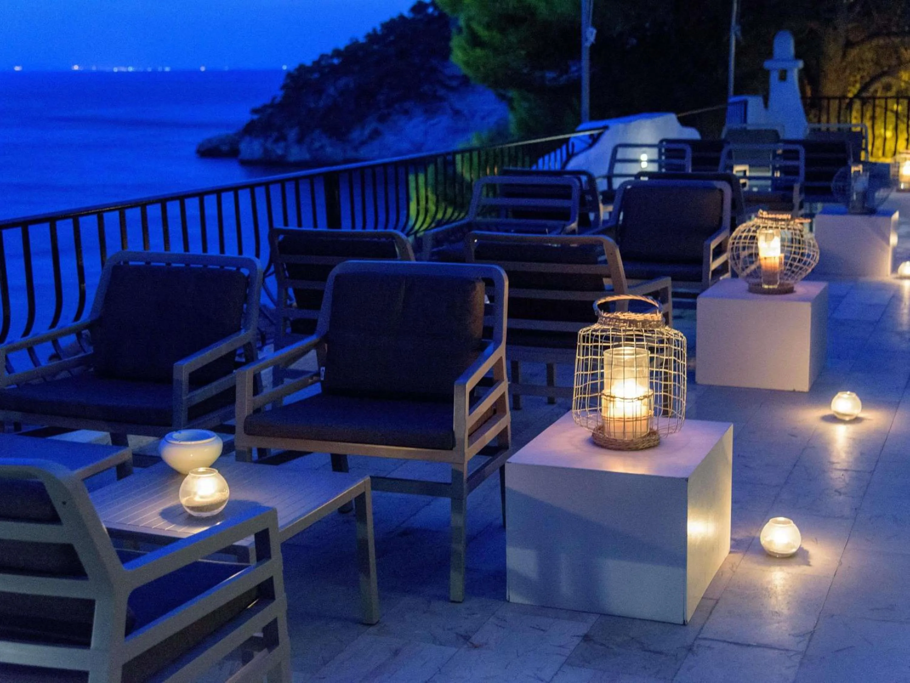 Lounge or bar in Baia Delle Zagare - Handwritten Collection