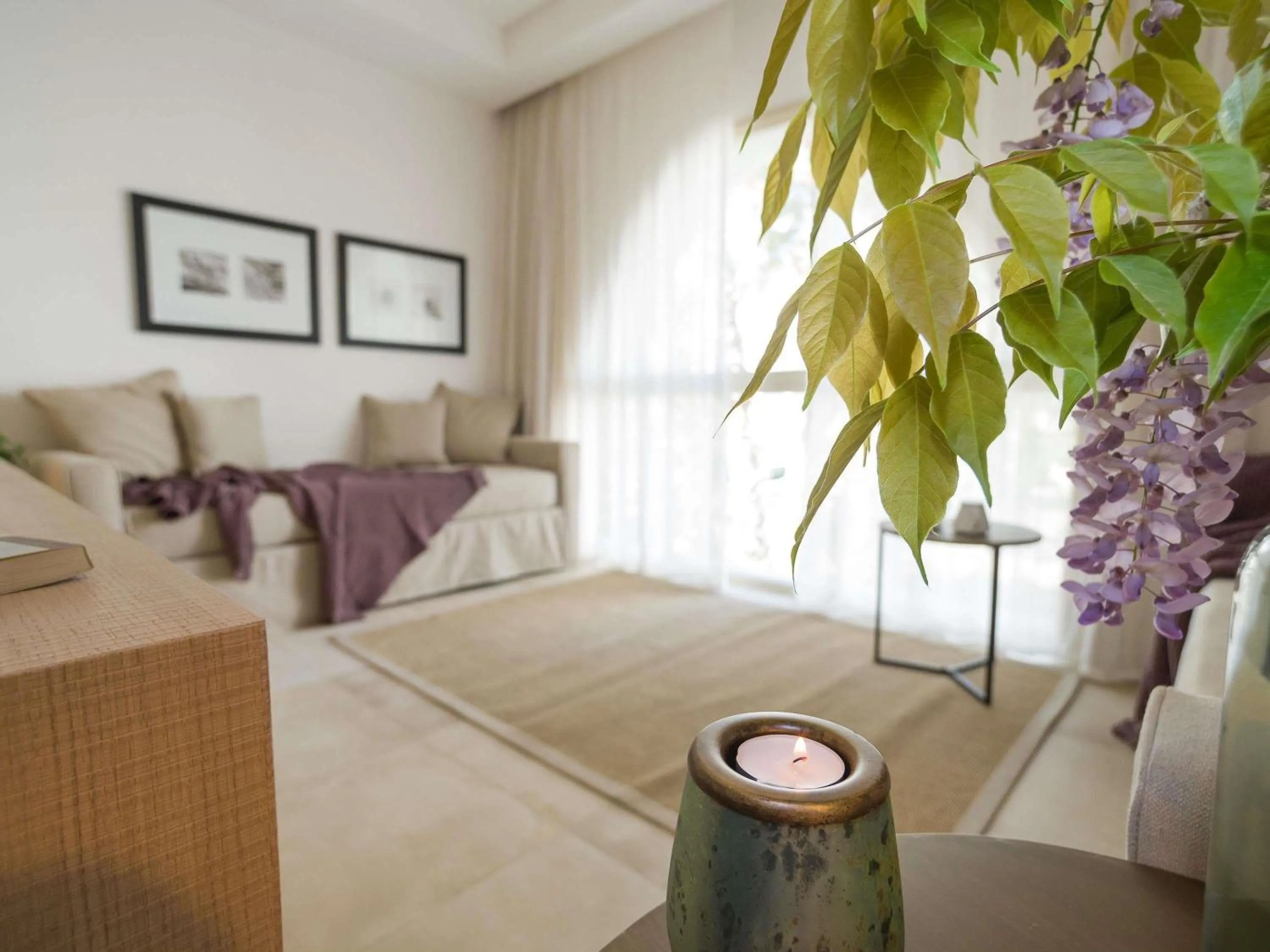 Bedroom, Bed in Baia Delle Zagare - Handwritten Collection