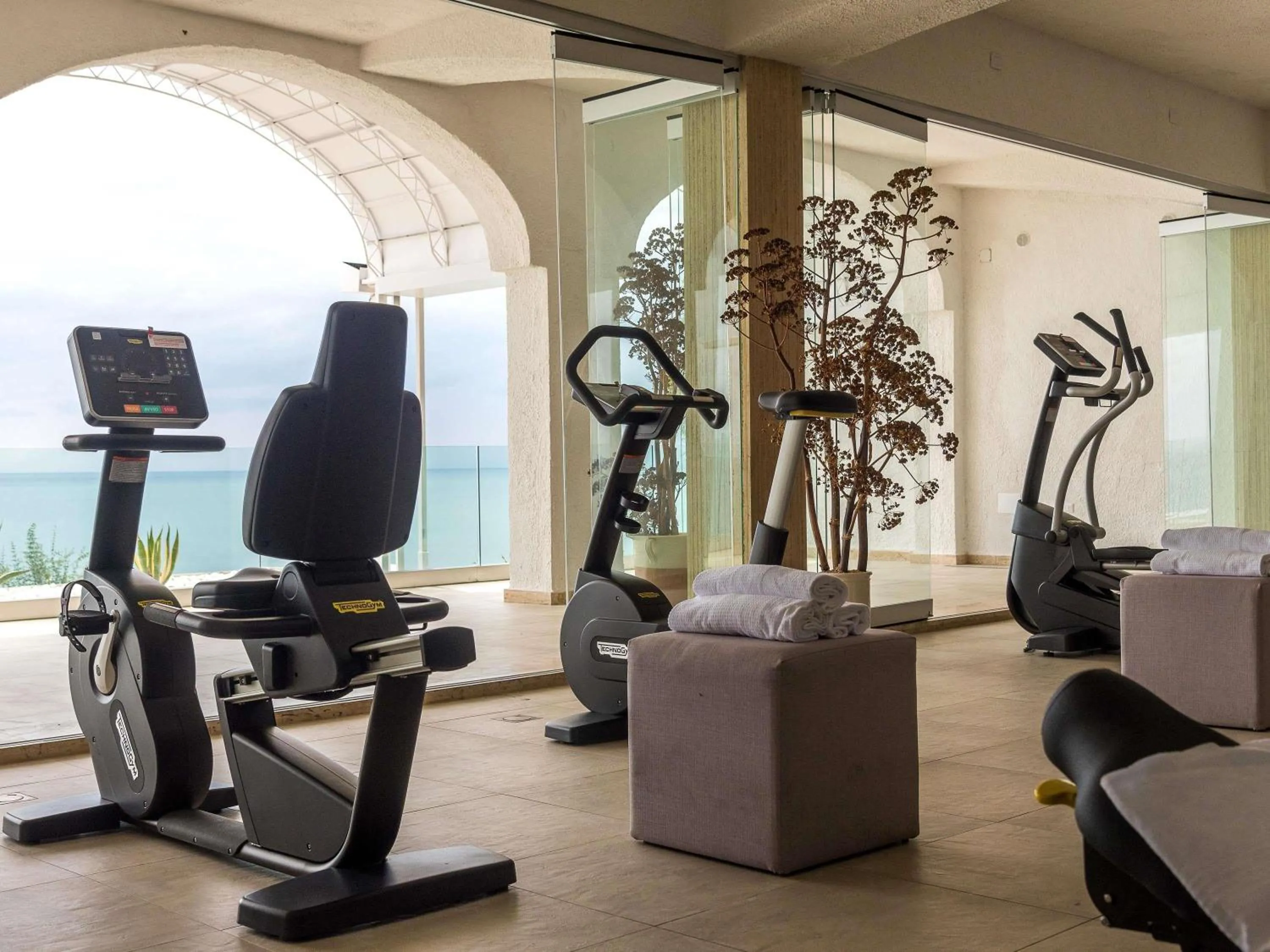 Fitness centre/facilities in Baia Delle Zagare - Handwritten Collection