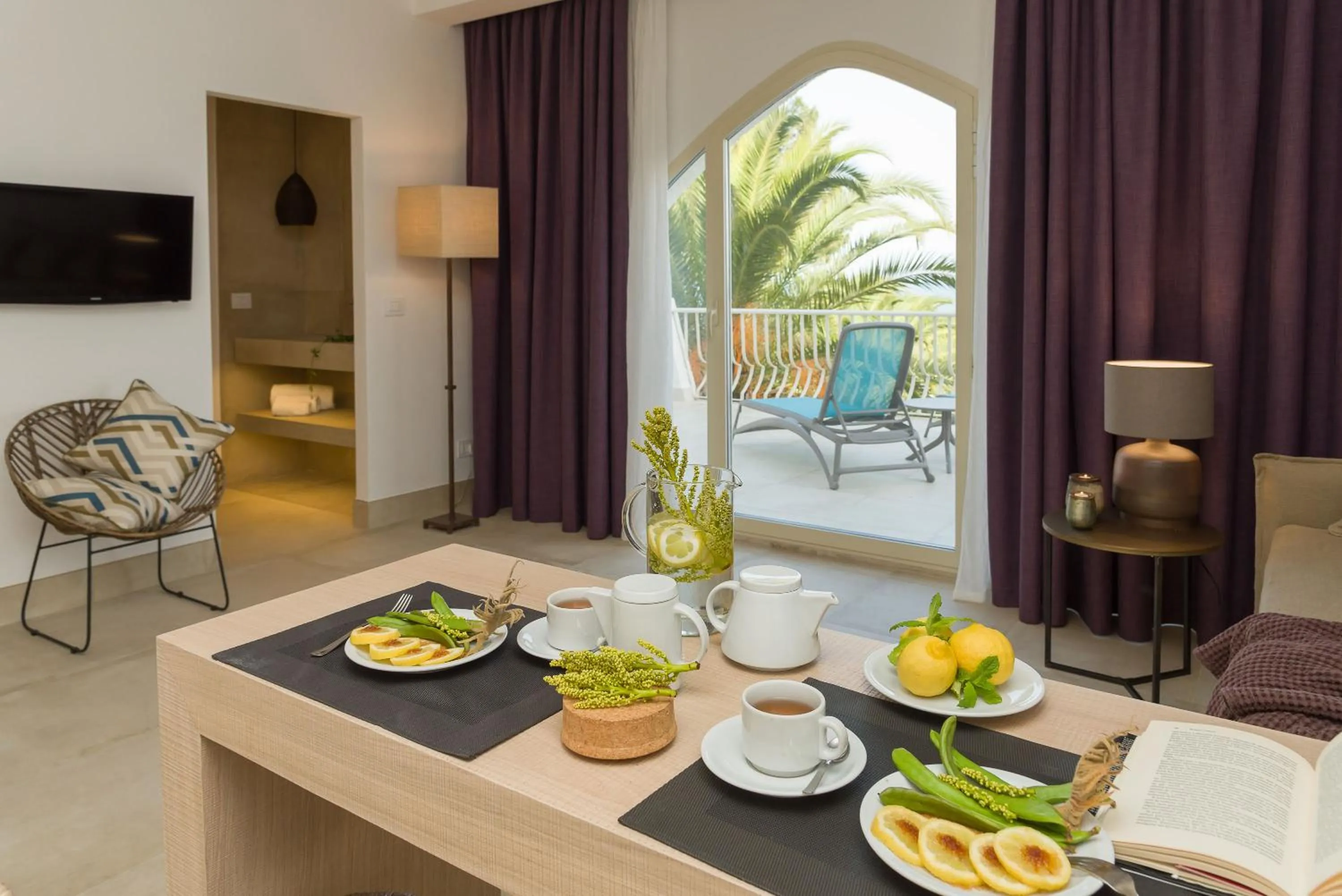 Coffee/tea facilities in Baia Delle Zagare - Handwritten Collection