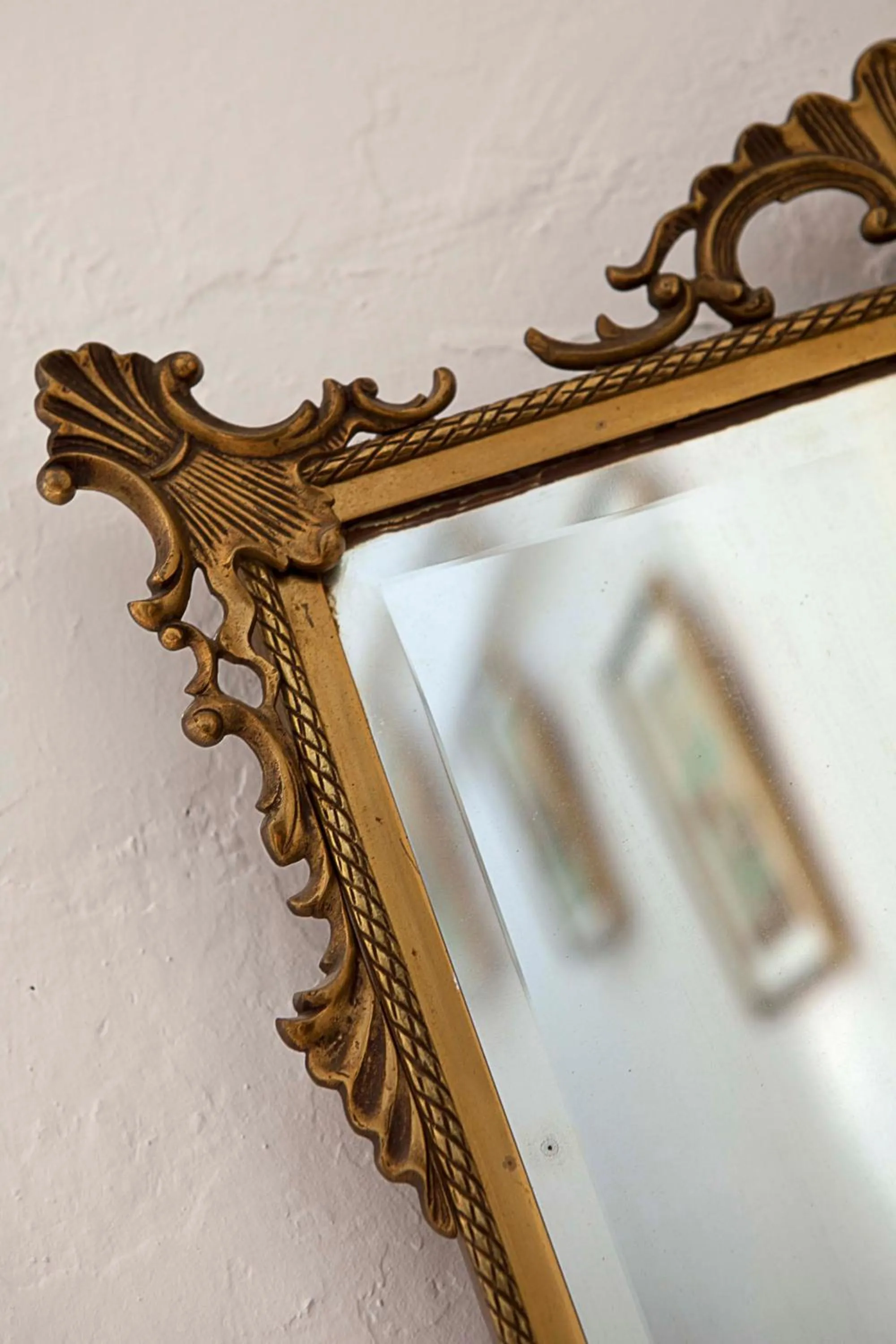 Decorative detail in Moshinos Hotel