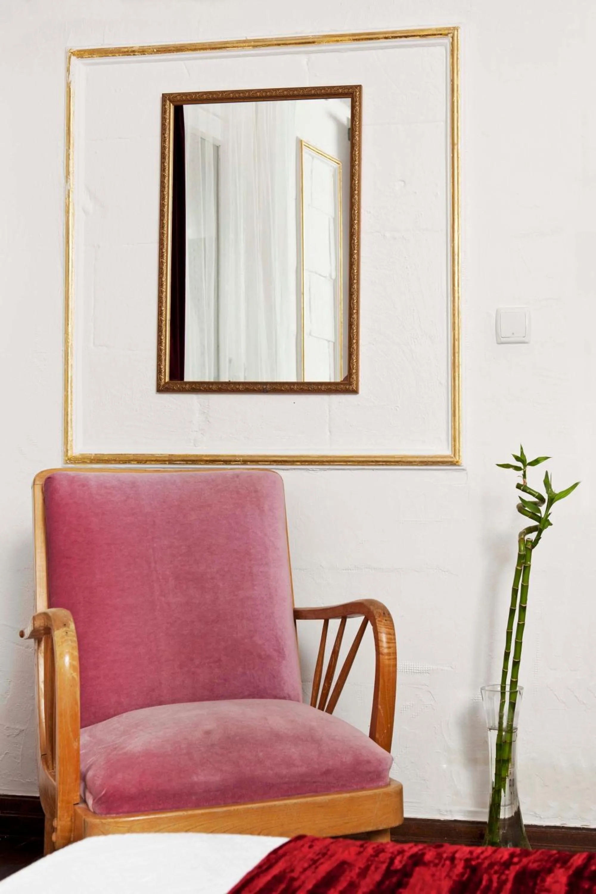 Decorative detail in Moshinos Hotel