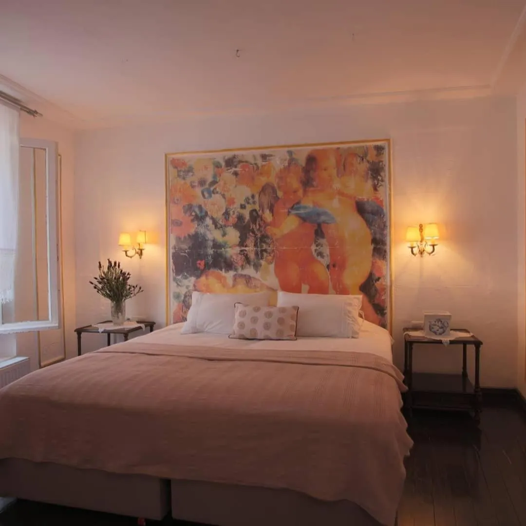 Bed in Moshinos Hotel