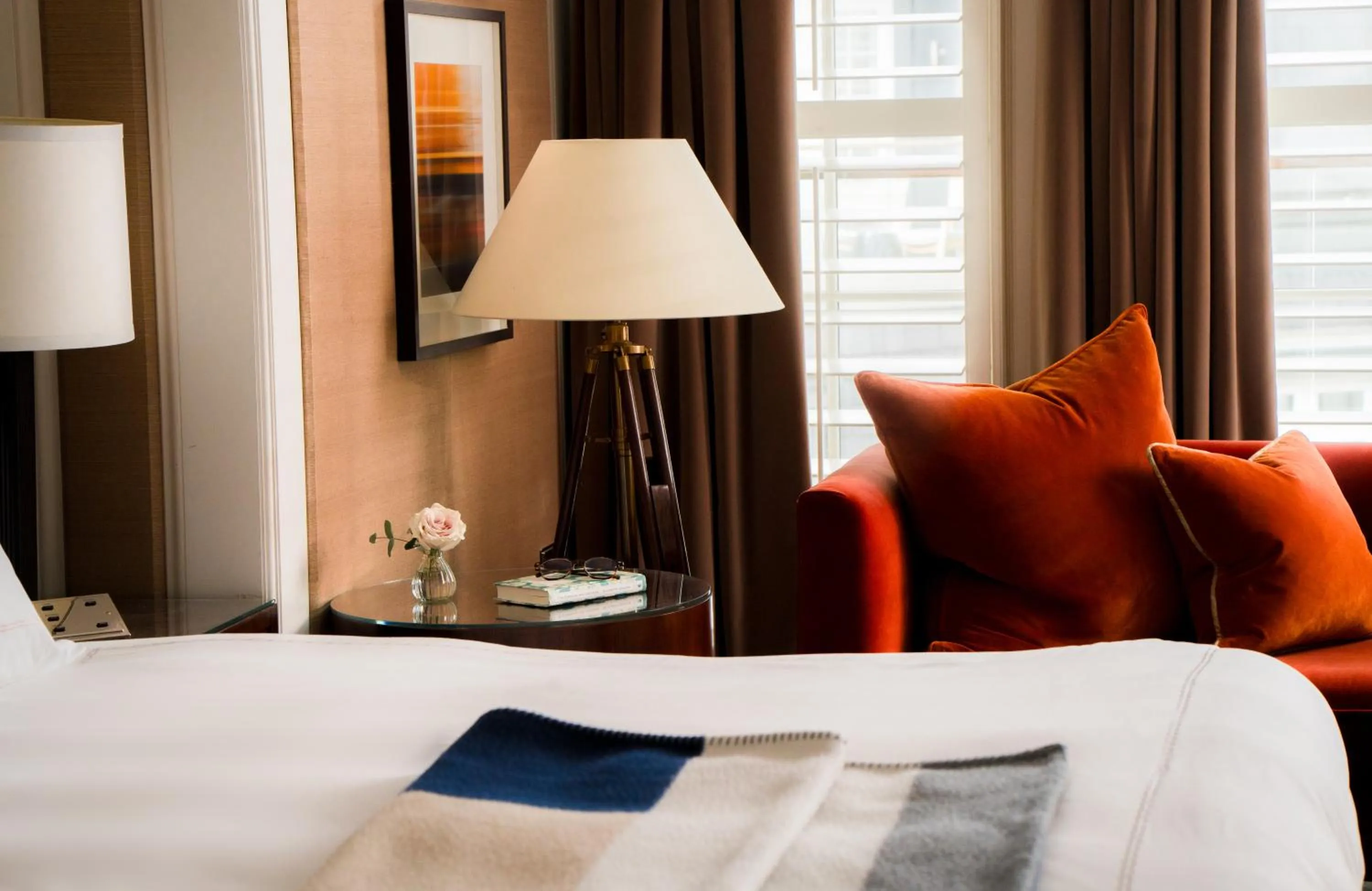 Bedroom, Bed in Corinthia London
