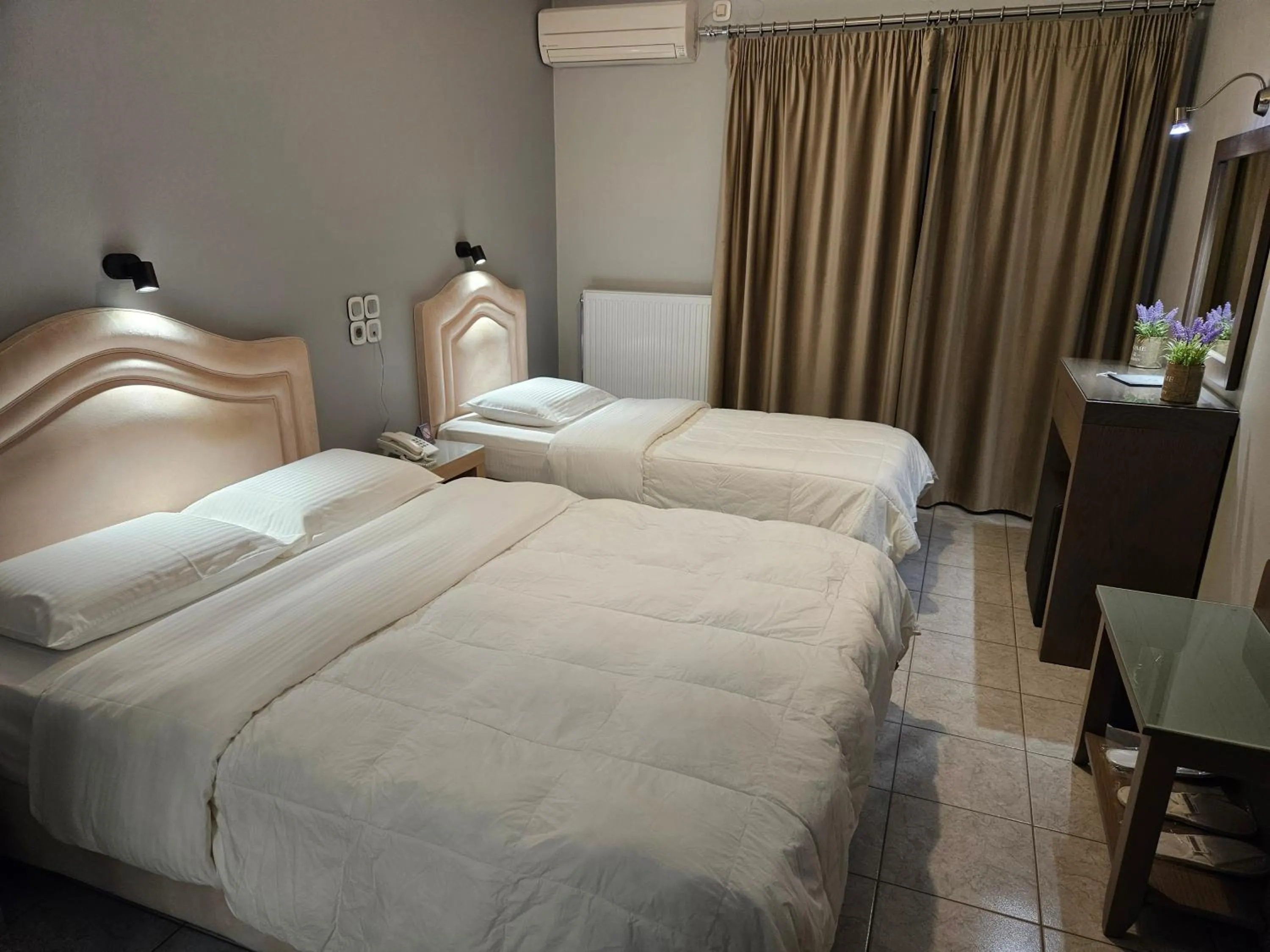 Bed in Hotel Anastasia