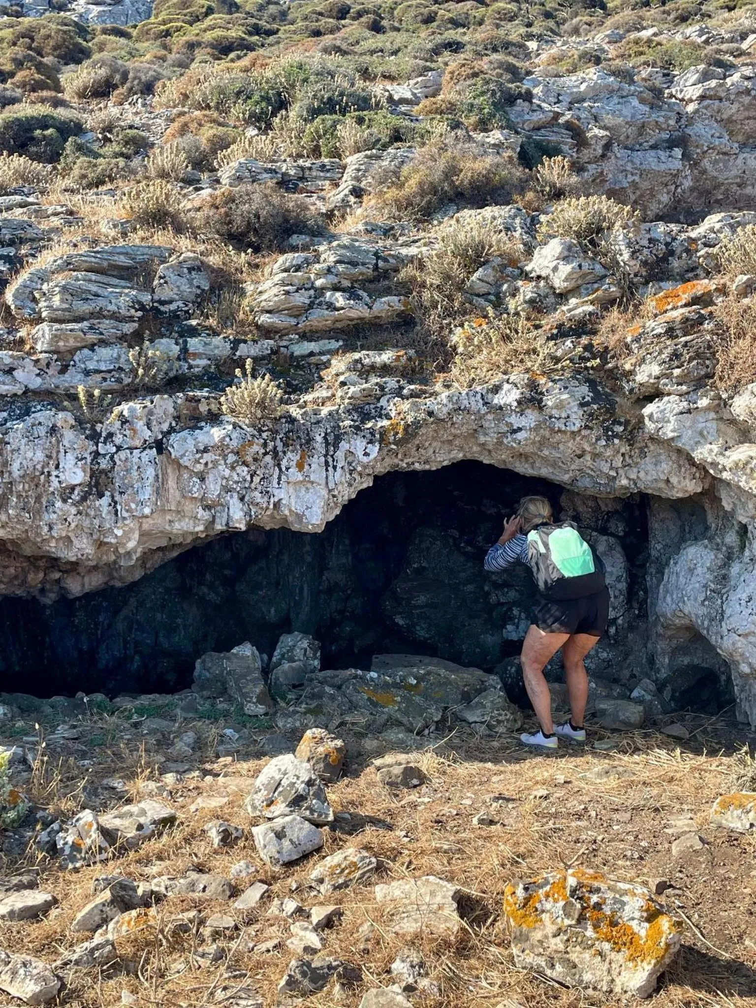 Hiking in Lakki Village