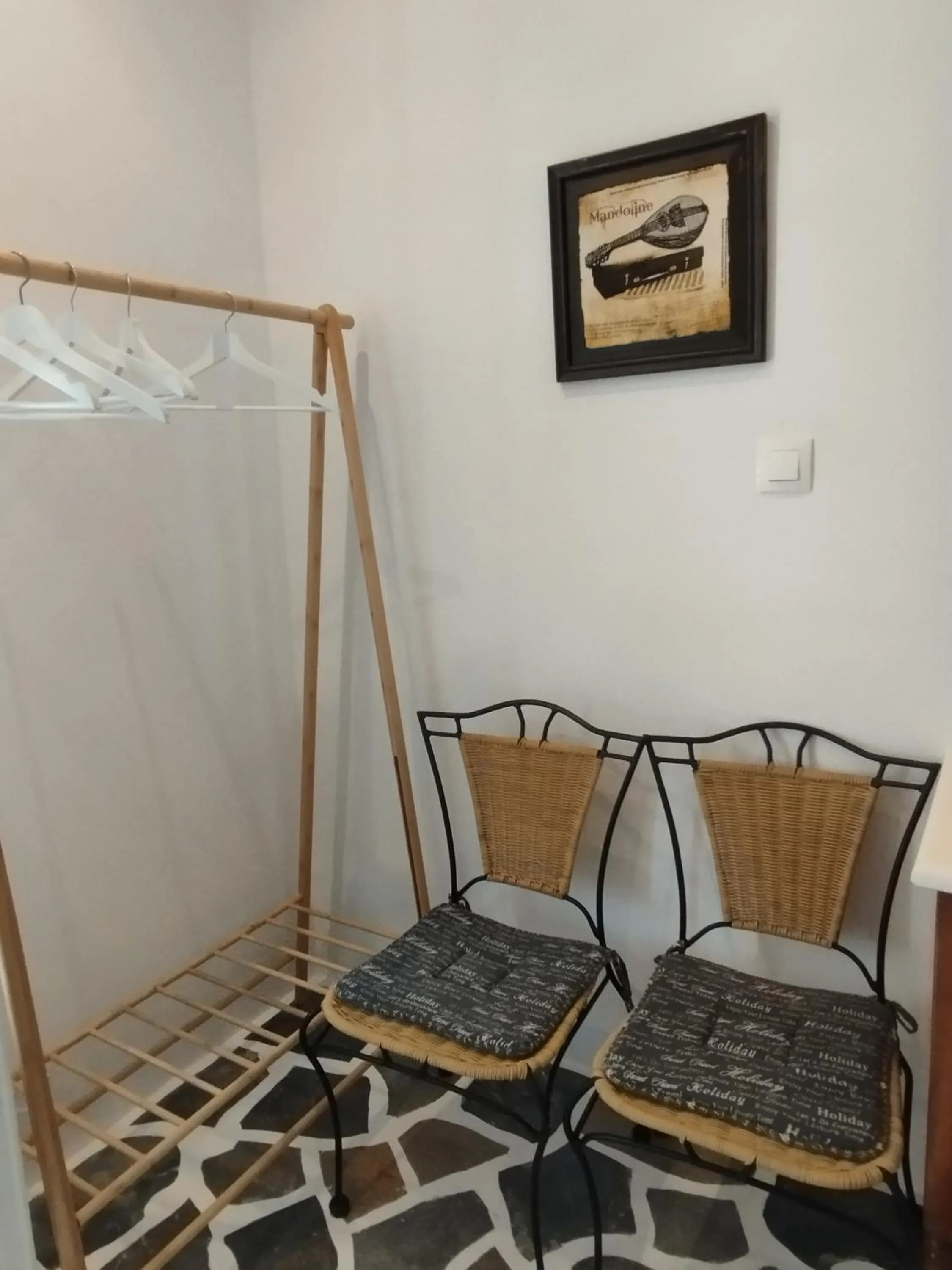 Bedroom in Lakki Village