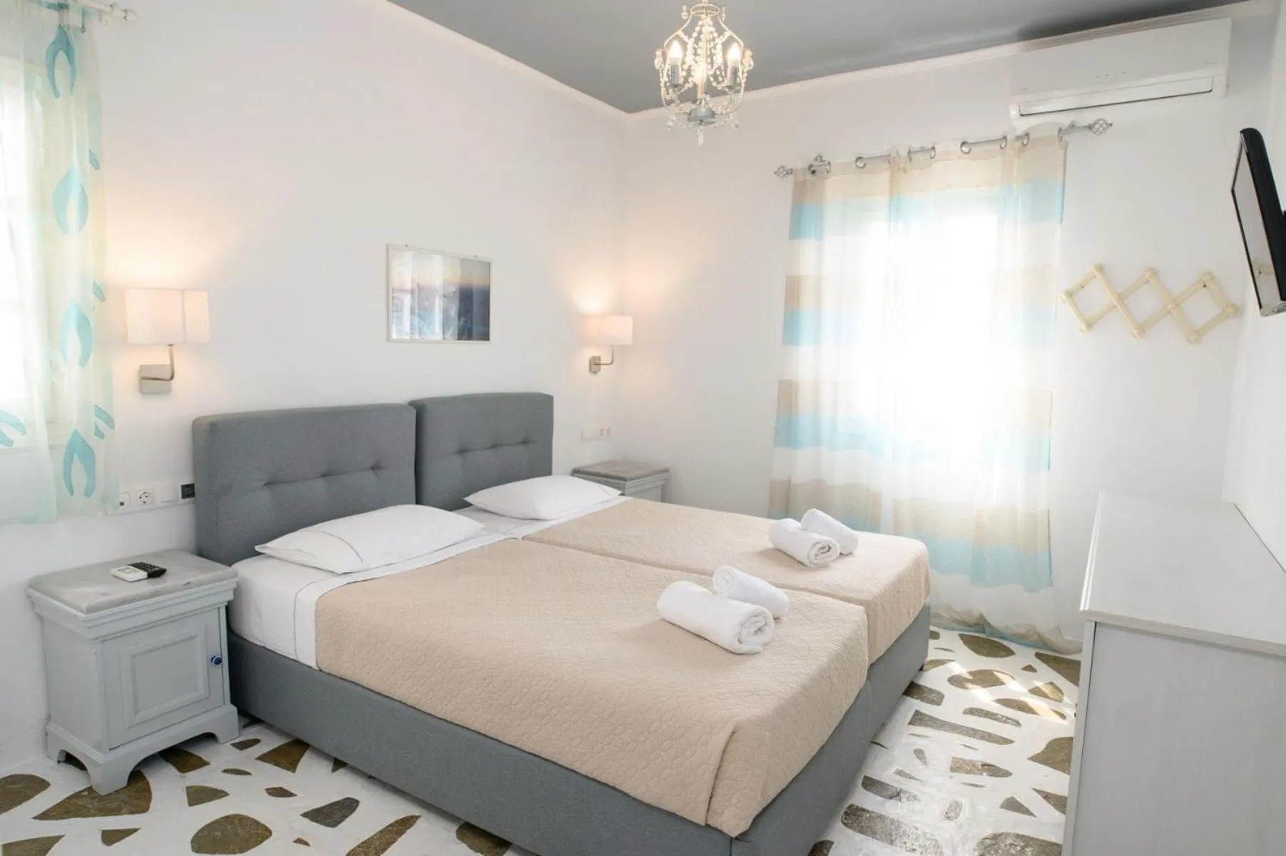 Bedroom, Bed in Lakki Village